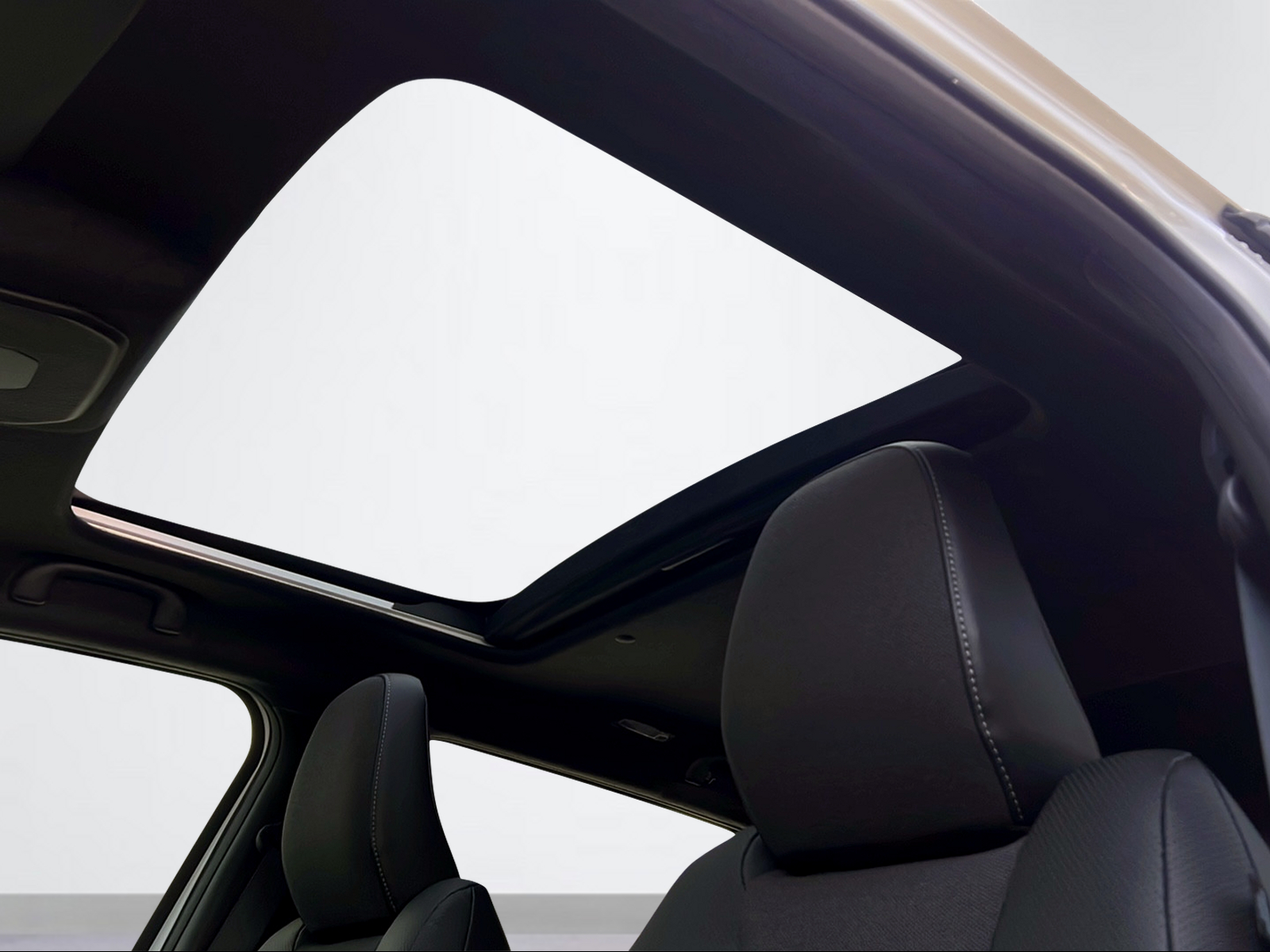 TOYOTA Urban Cruiser Premium AWD-image-15