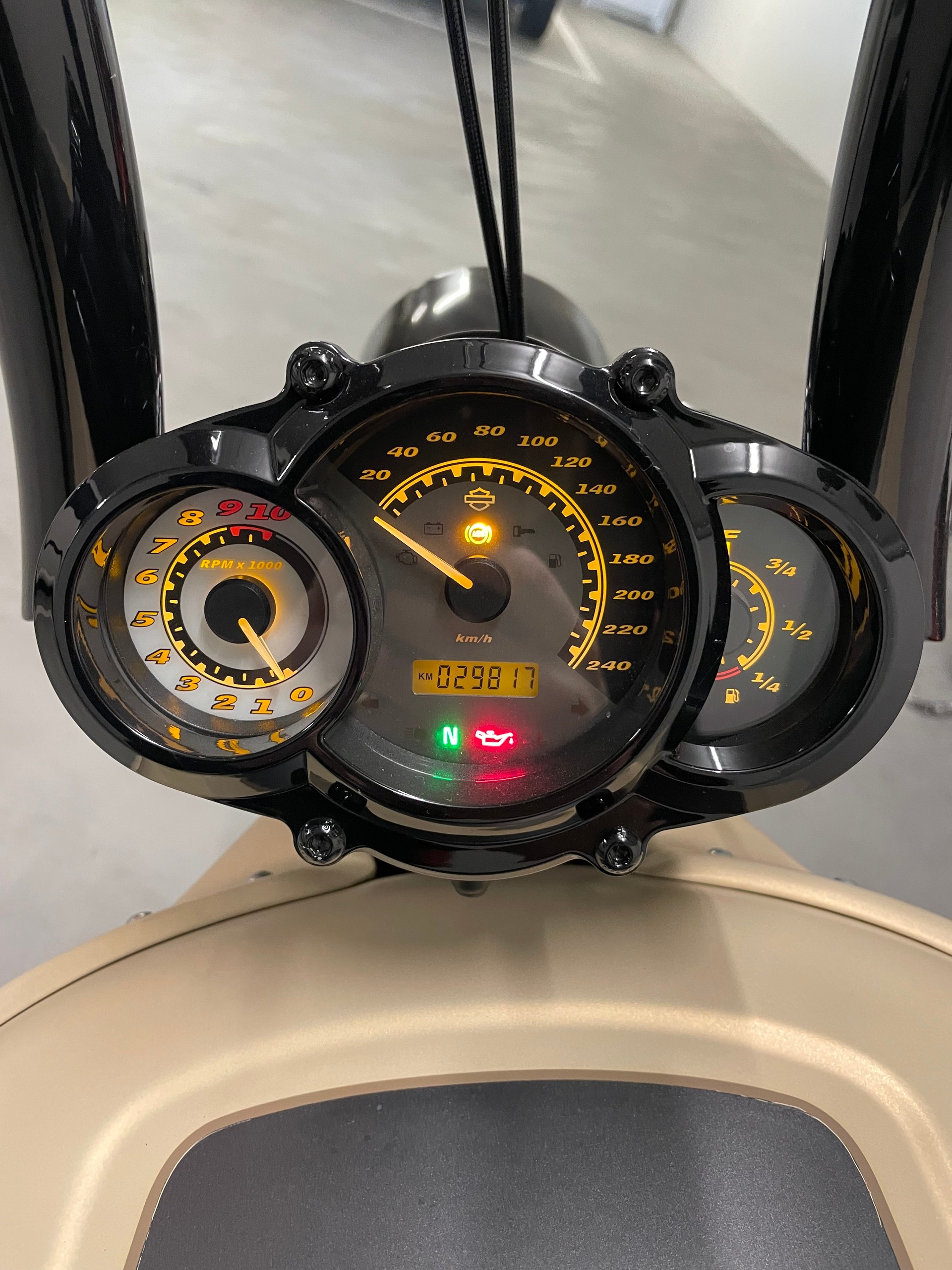HARLEY-DAVIDSON VRSCF V-Rod Muscle ABS-image-7