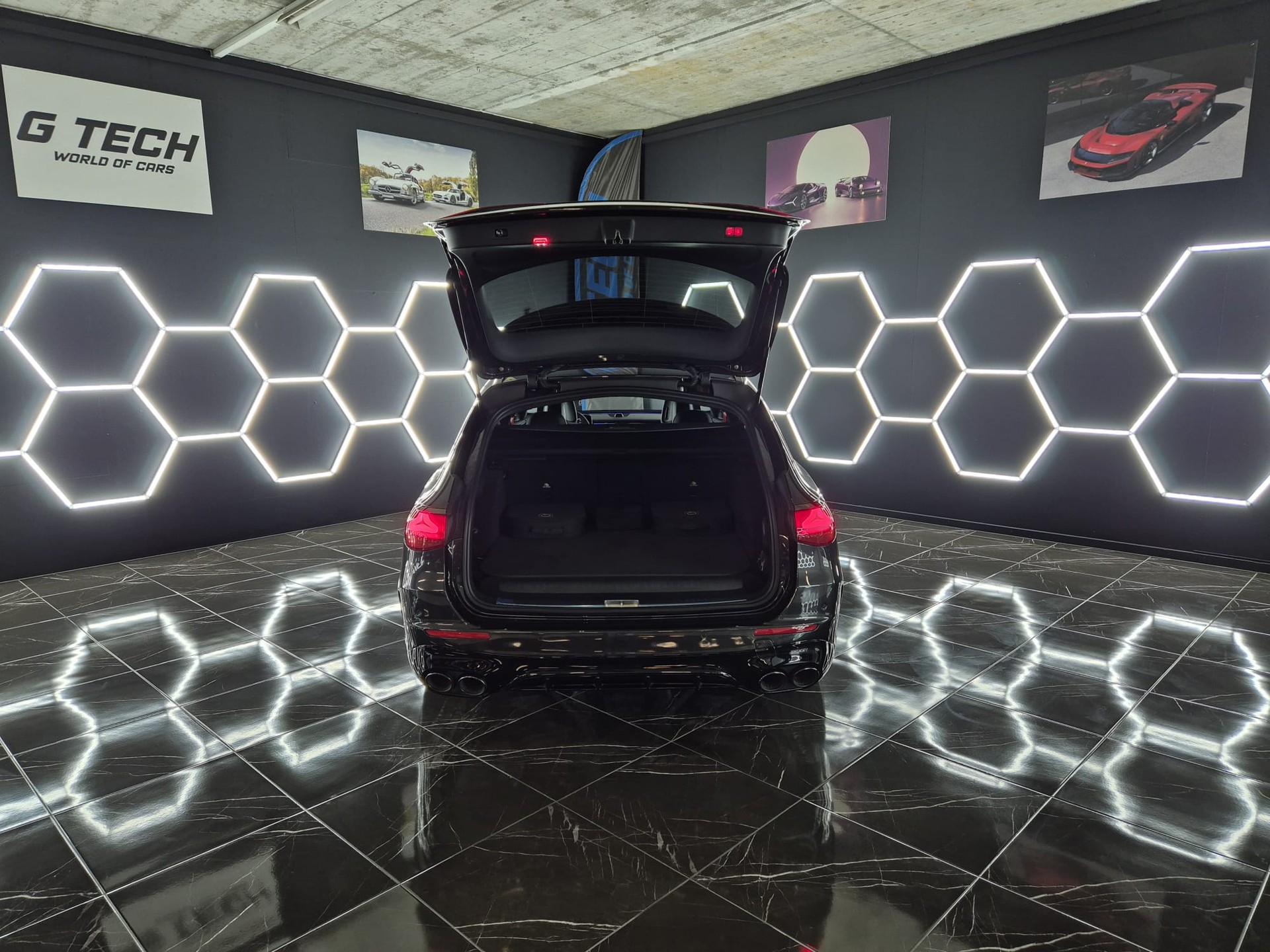 MERCEDES-BENZ E 53 Hybrid T 4Matic+ 9G-Tronic-image-12