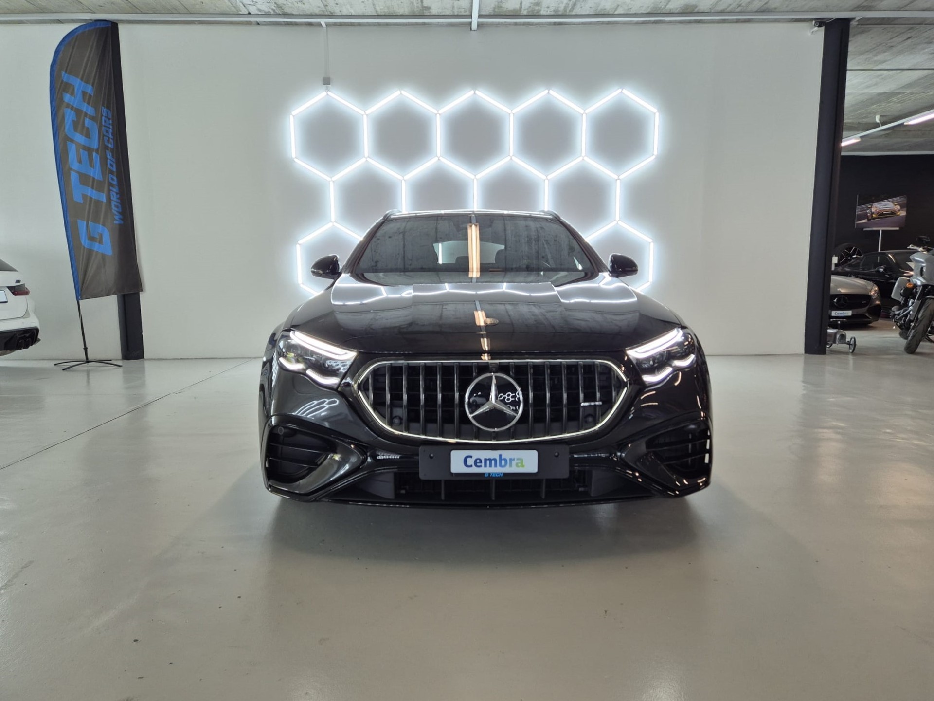 MERCEDES-BENZ E 53 Hybrid T 4Matic+ 9G-Tronic-image-5