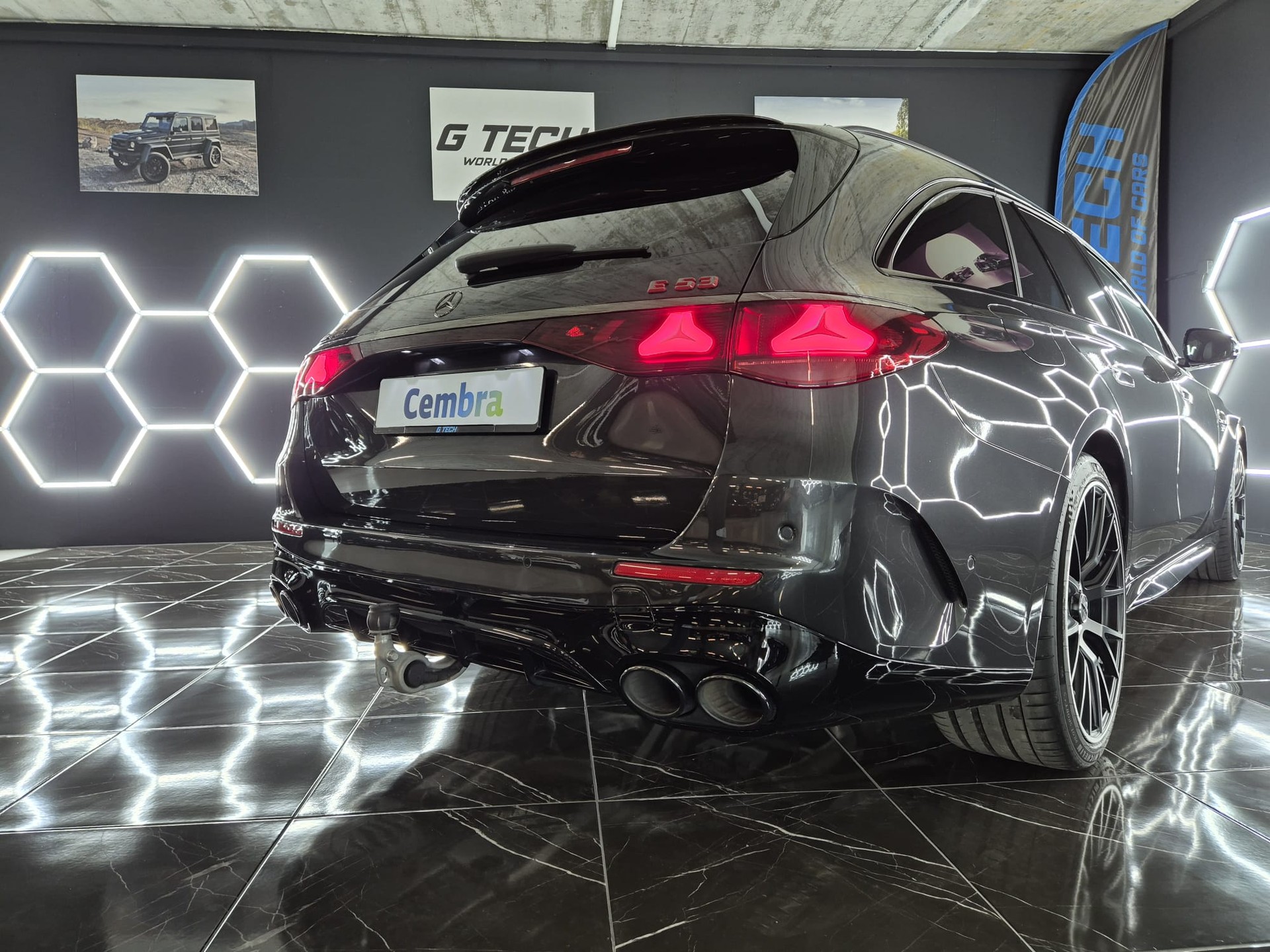 MERCEDES-BENZ E 53 Hybrid T 4Matic+ 9G-Tronic-image-11