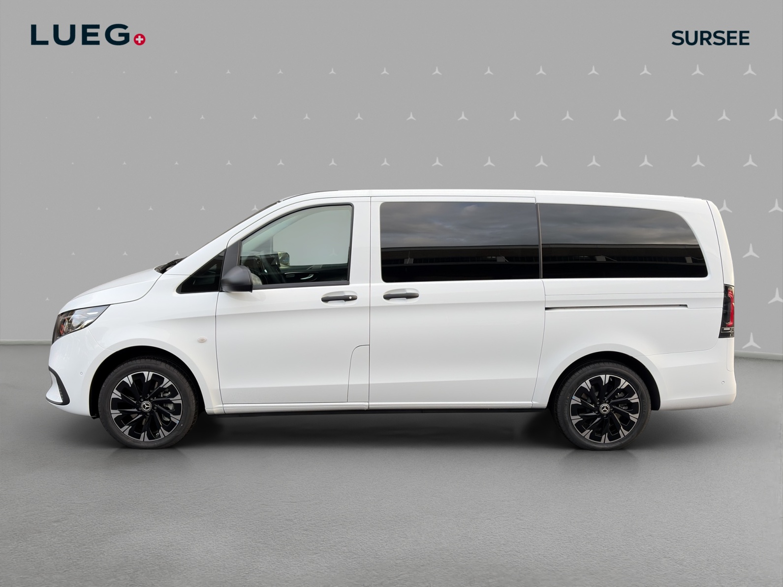 MERCEDES-BENZ Vito 116 CDI Lang Tourer 9G-Tronic 4M Select-image-1
