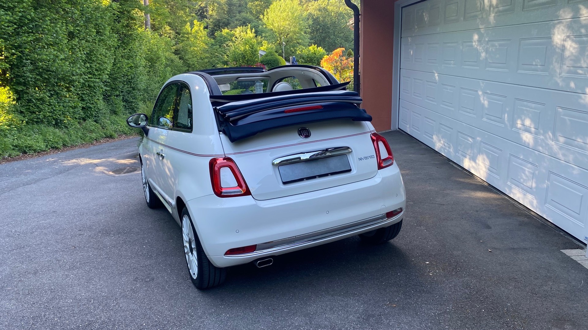 FIAT 500 Cabriolet Dolcevita 1.0 Hybrid-image-3