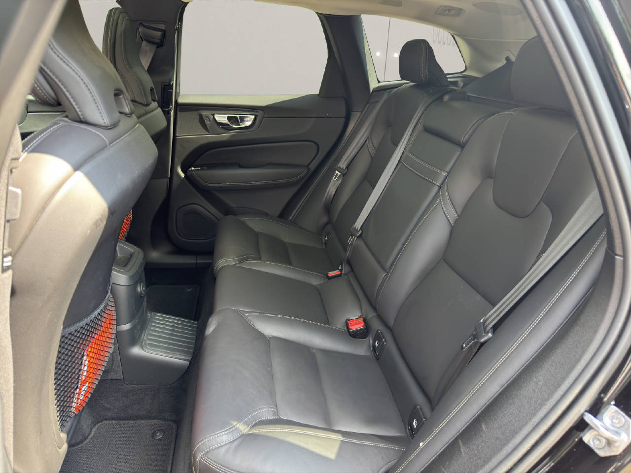 VOLVO XC60 2.0 T8 TE Inscription eAWD-image-5