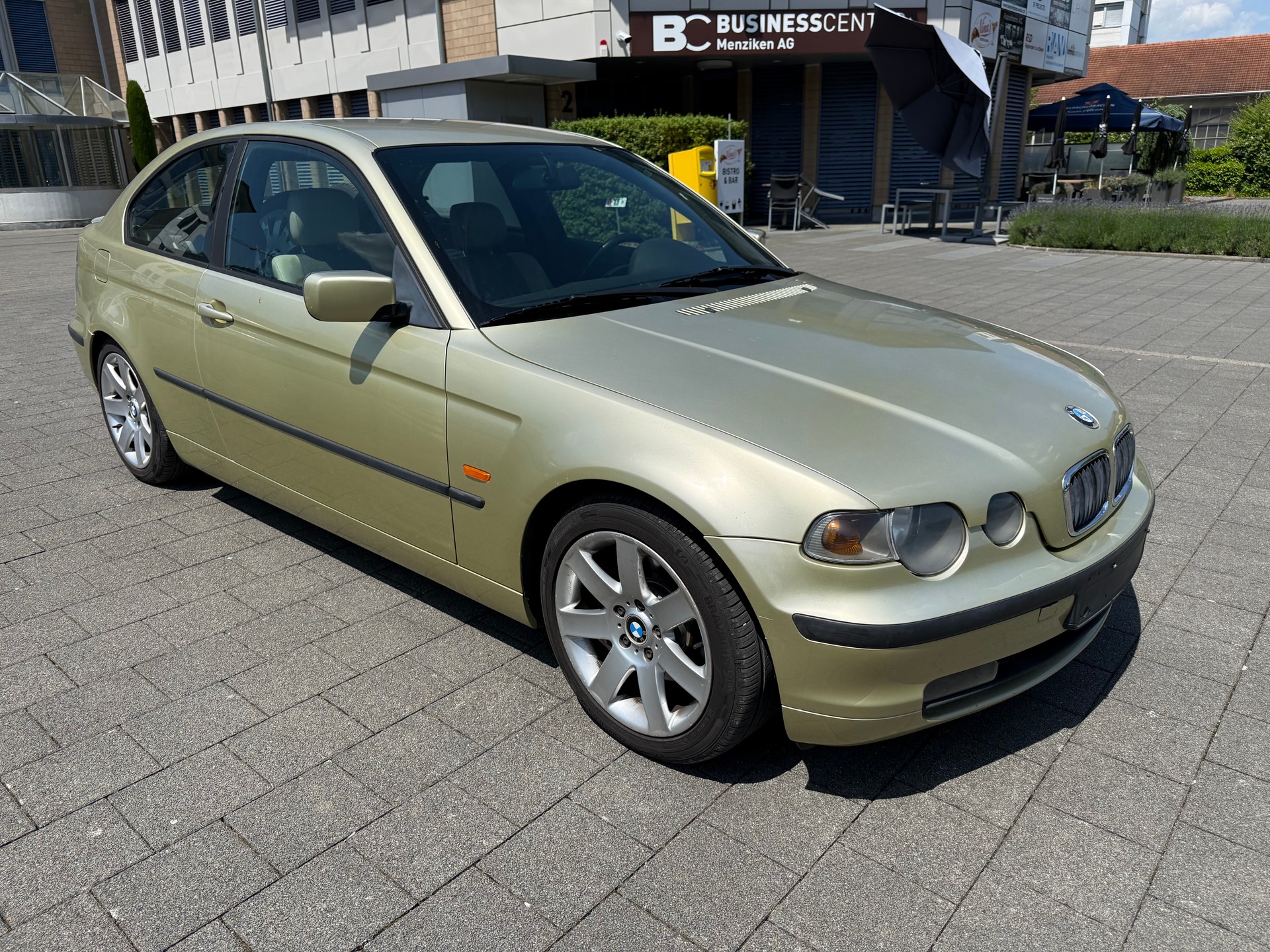 BMW 320td Compact