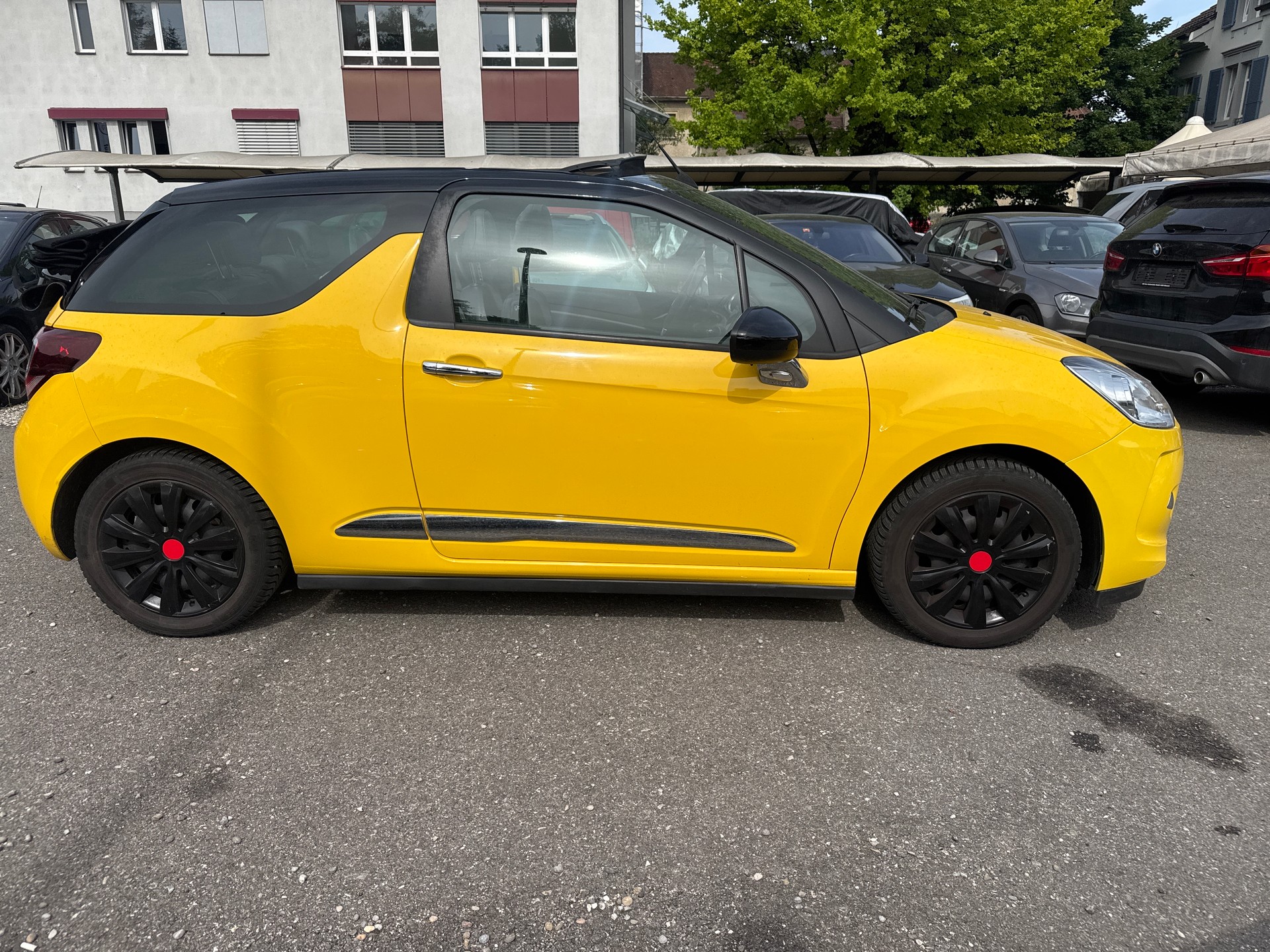 DS AUTOMOBILES DS3 Cabrio 1.2 VTi Chic-image-7