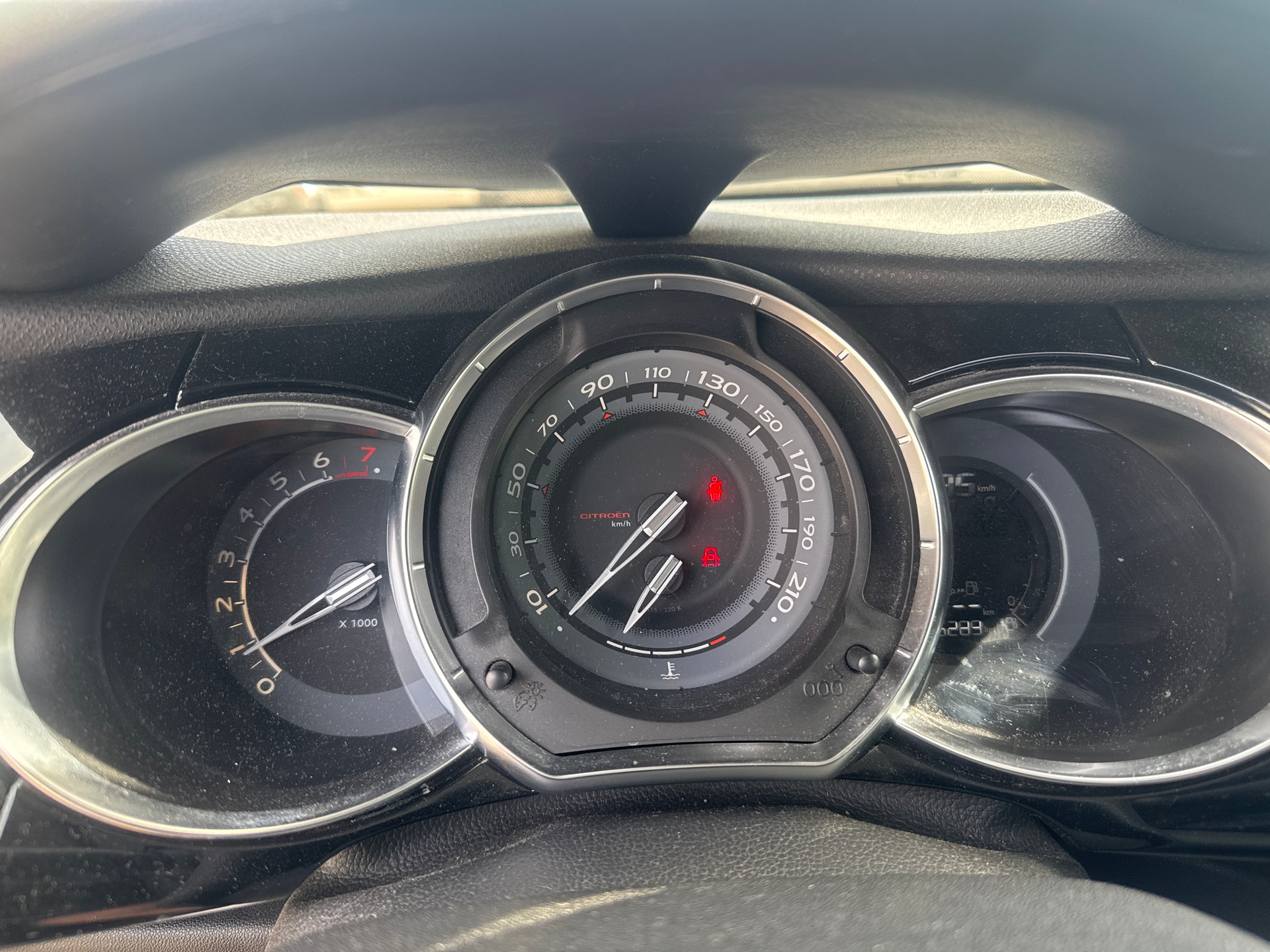 DS AUTOMOBILES DS3 Cabrio 1.2 VTi Chic-image-11