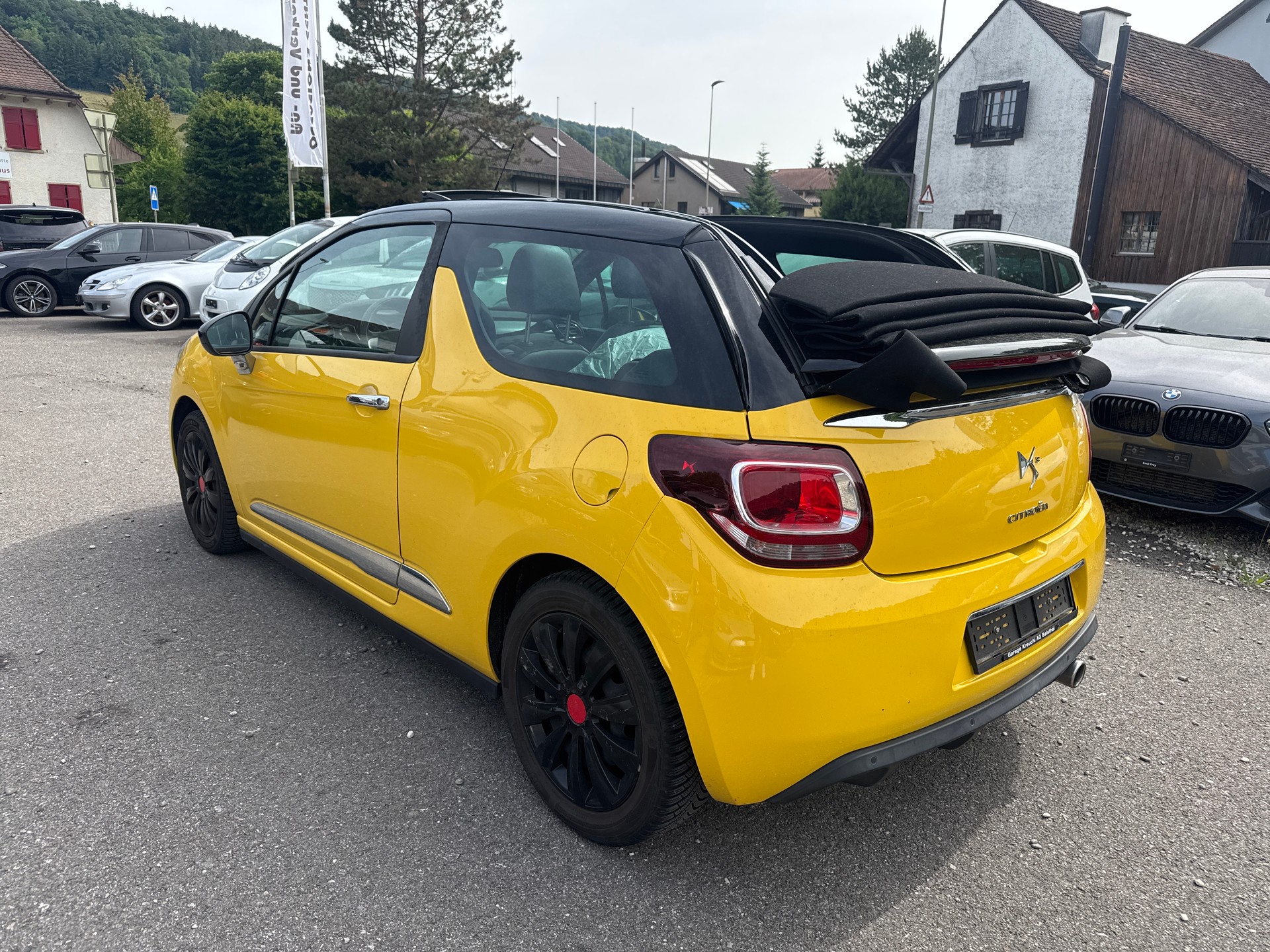 DS AUTOMOBILES DS3 Cabrio 1.2 VTi Chic-image-3
