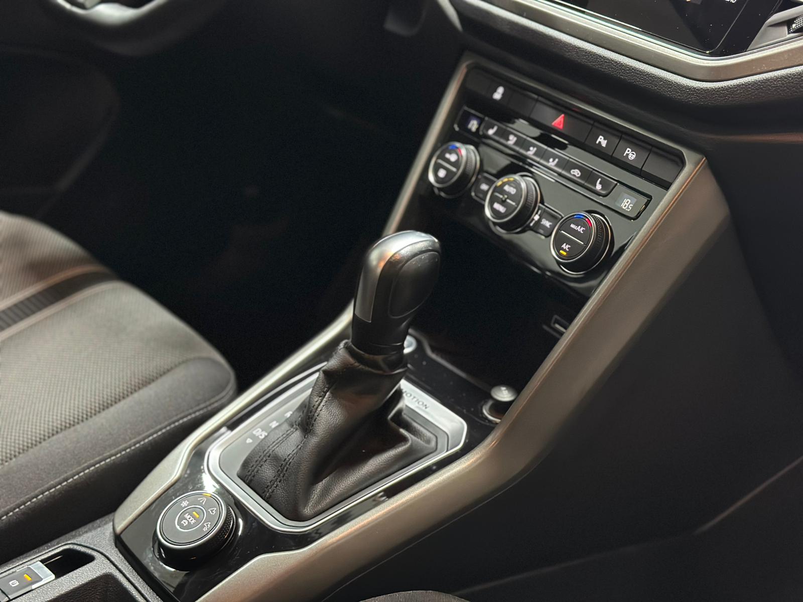 VW T-Roc 2.0 TSI Sport DSG 4Motion-image-10