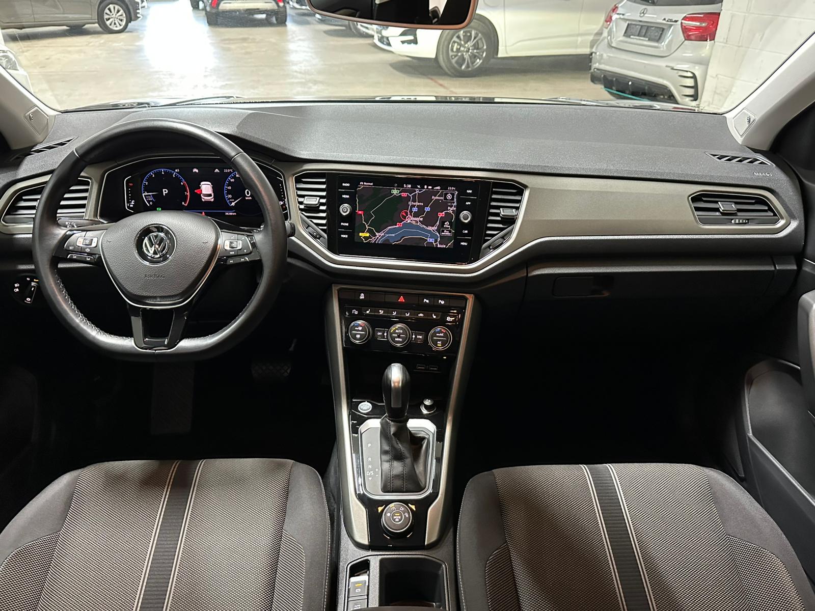VW T-Roc 2.0 TSI Sport DSG 4Motion-image-11