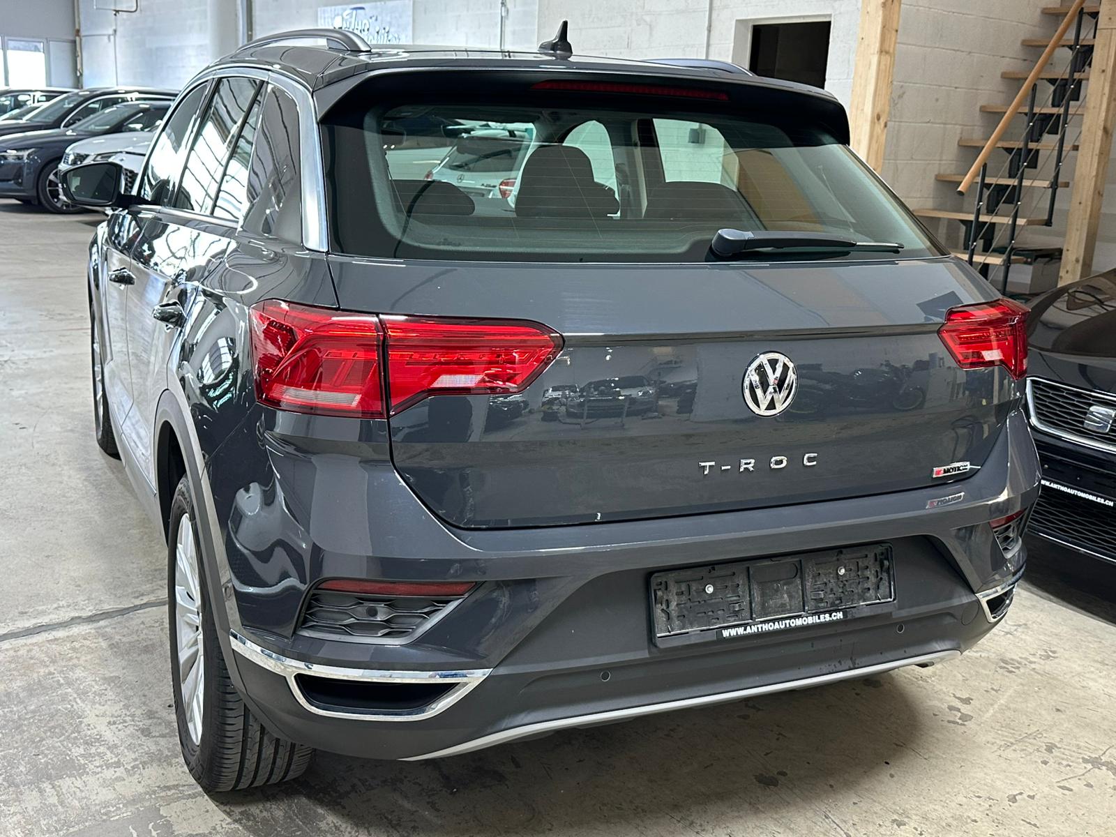 VW T-Roc 2.0 TSI Sport DSG 4Motion-image-4
