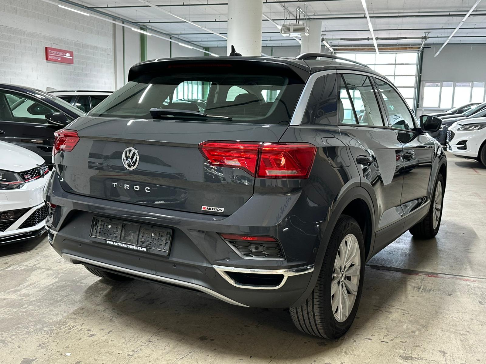 VW T-Roc 2.0 TSI Sport DSG 4Motion-image-3