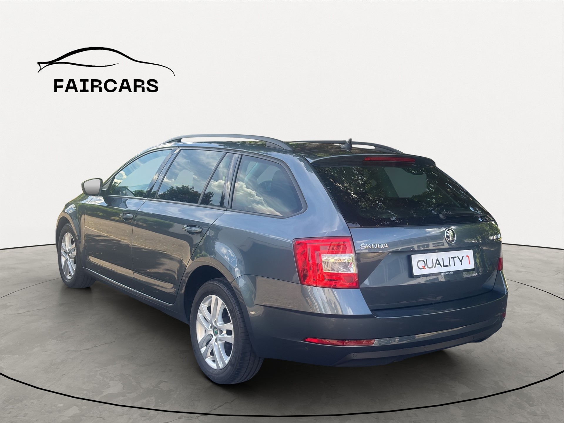SKODA Octavia Combi 1.6 TDI Ambition DSG-showroom-element-3