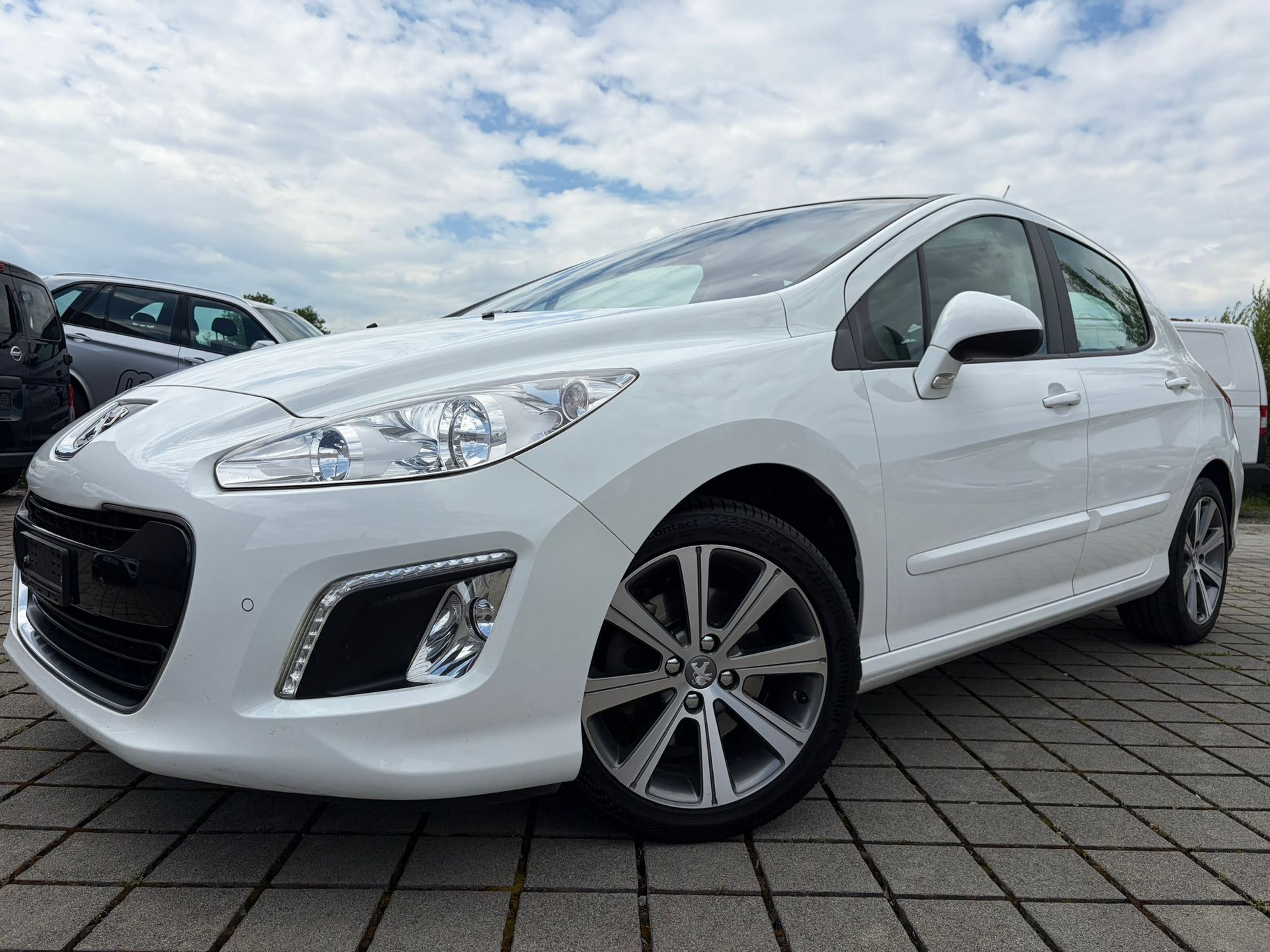 PEUGEOT 308 1.6 16V Turbo Allure