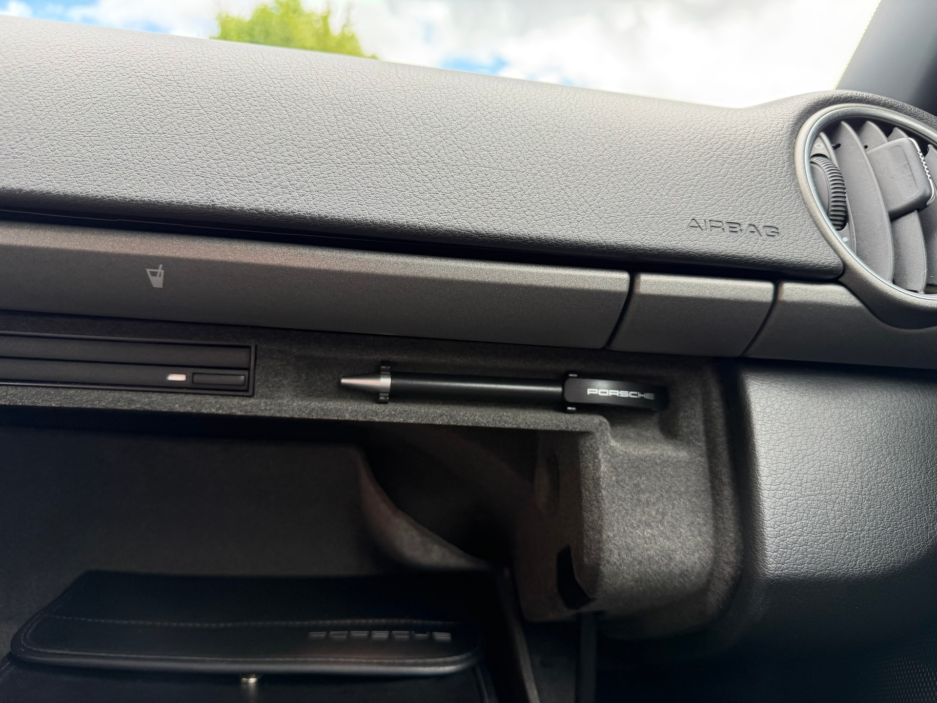 PORSCHE Cayman 2.7-image-12