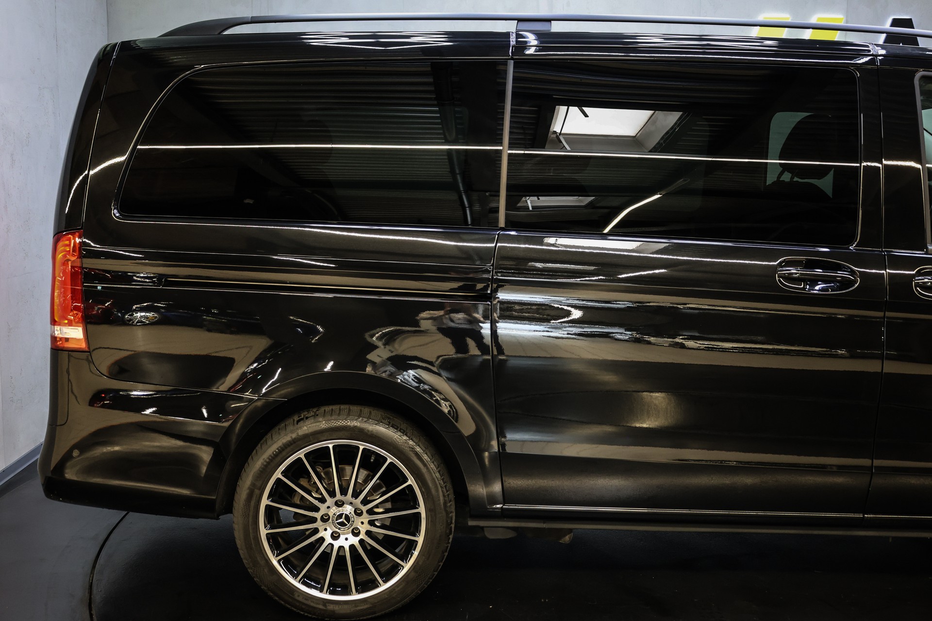 MERCEDES-BENZ Vito 116 Kombi L 2.0 CDI Select-image-10