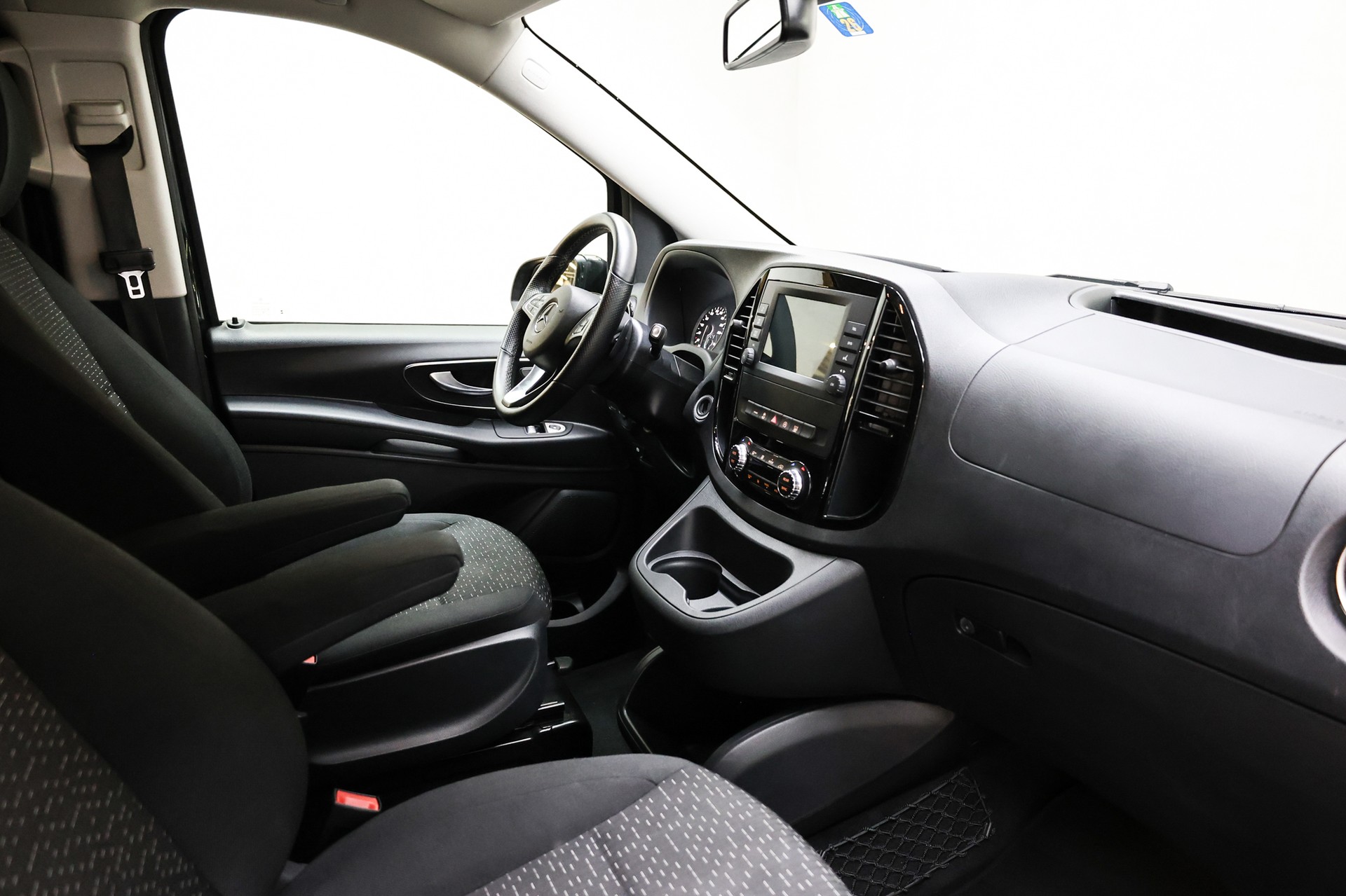 MERCEDES-BENZ Vito 116 Kombi L 2.0 CDI Select-image-32