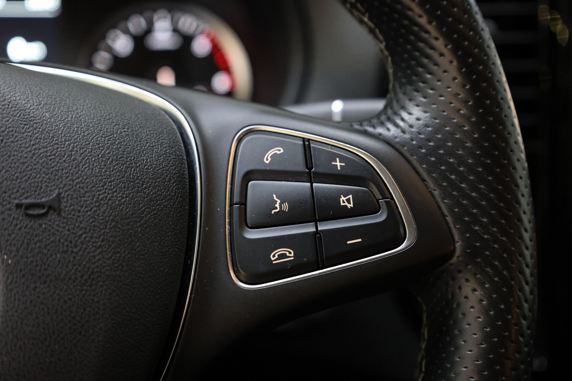 MERCEDES-BENZ Vito 116 Kombi L 2.0 CDI Select-image-21