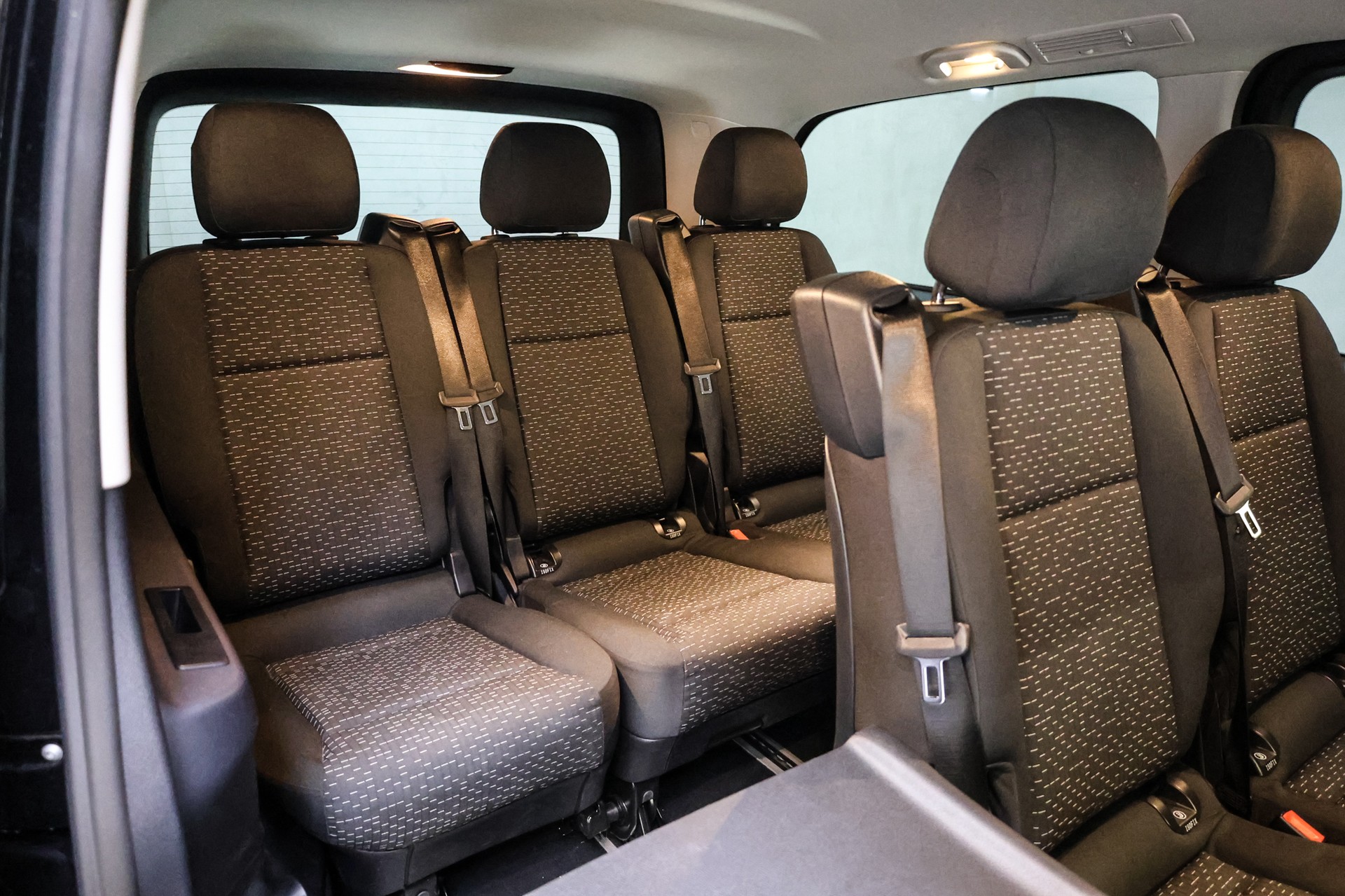 MERCEDES-BENZ Vito 116 Kombi L 2.0 CDI Select-image-37