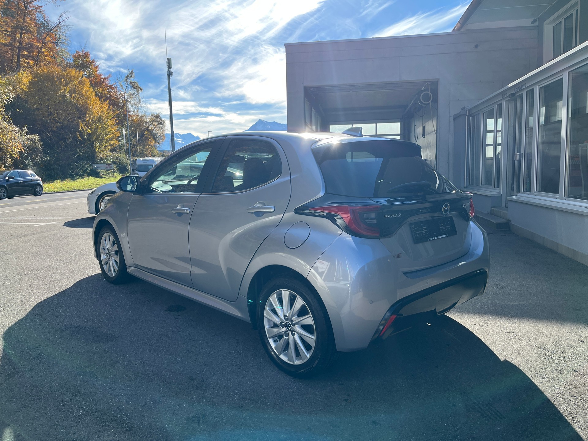 MAZDA 2 Hybrid Select-image-2