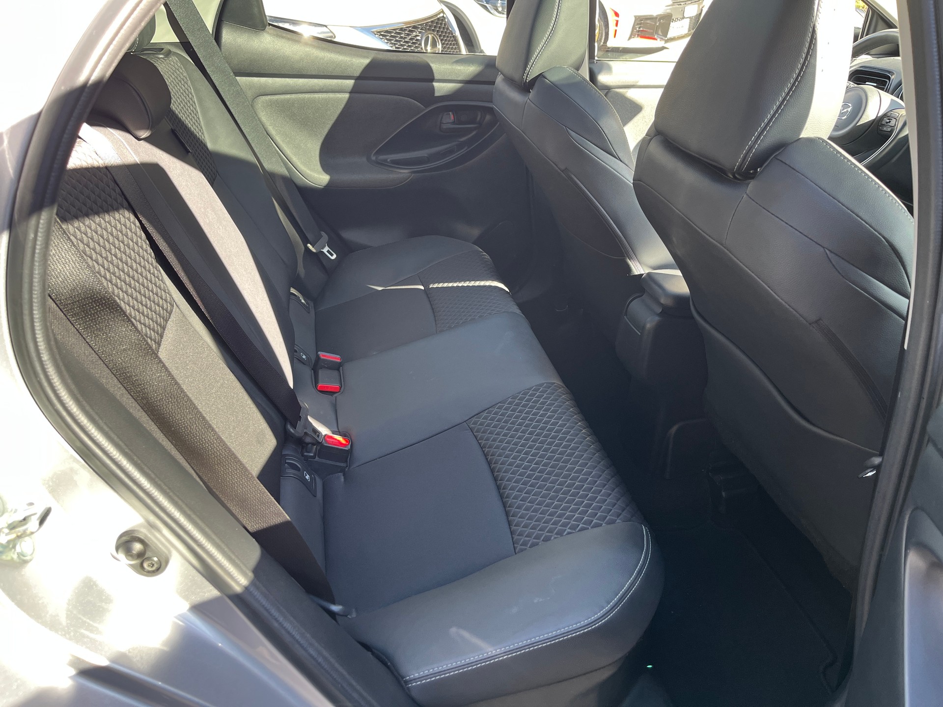 MAZDA 2 Hybrid Select-image-12