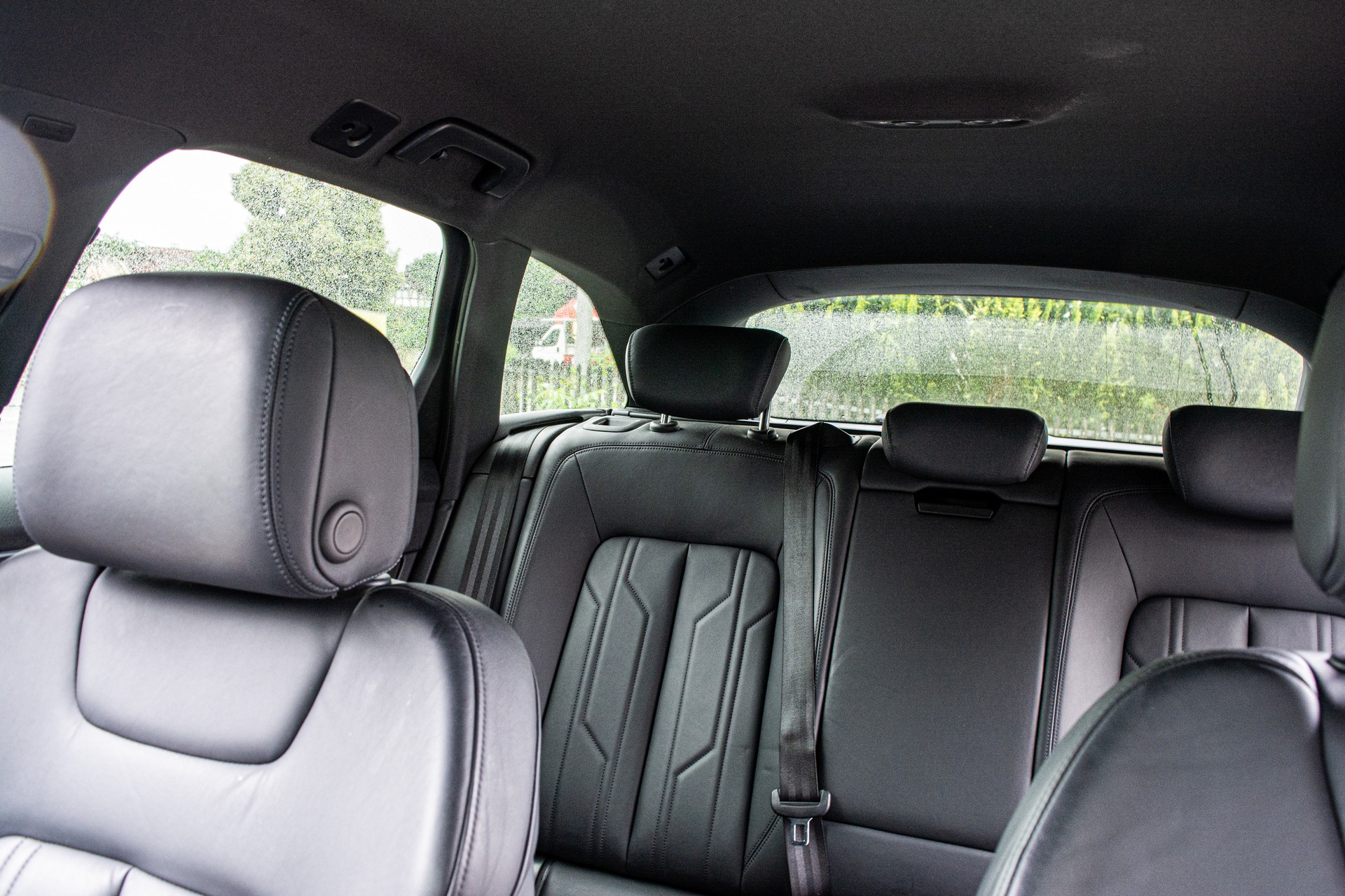 AUDI A6 Avant 50 TDI Sport quattro tiptronic-image-26