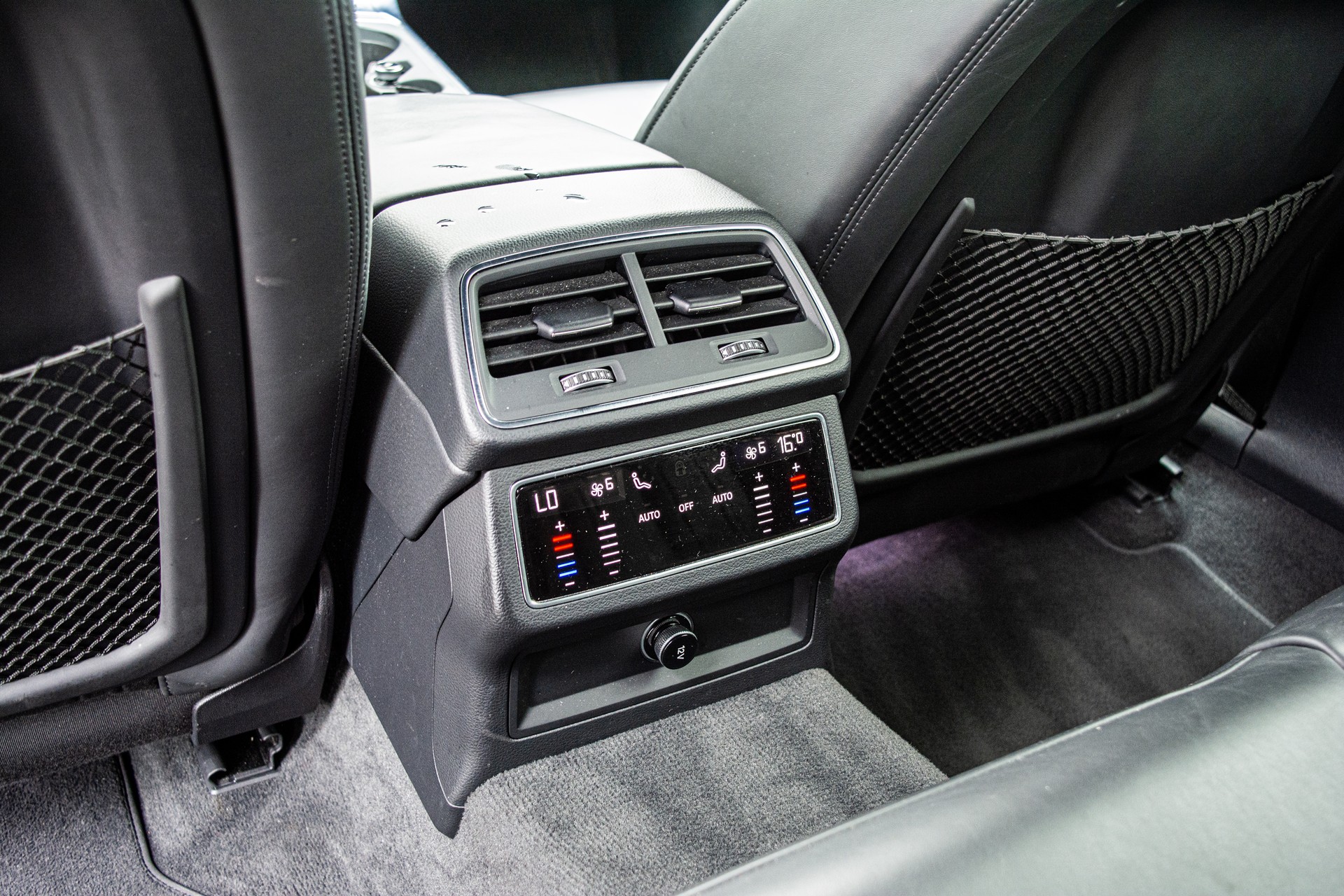 AUDI A6 Avant 50 TDI Sport quattro tiptronic-image-25
