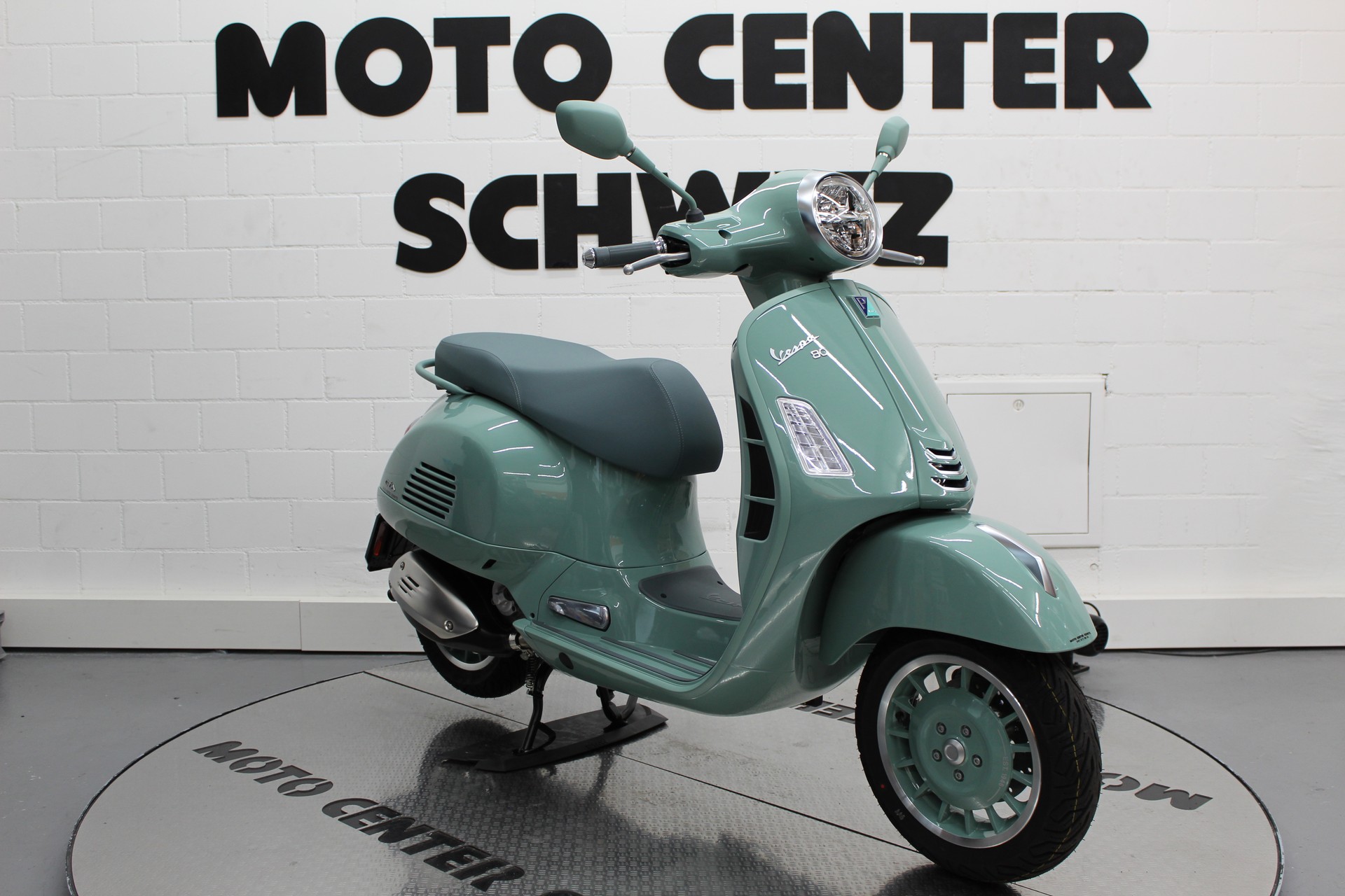 PIAGGIO Vespa GTS 310 80th E5+ Verde 80th-image-1