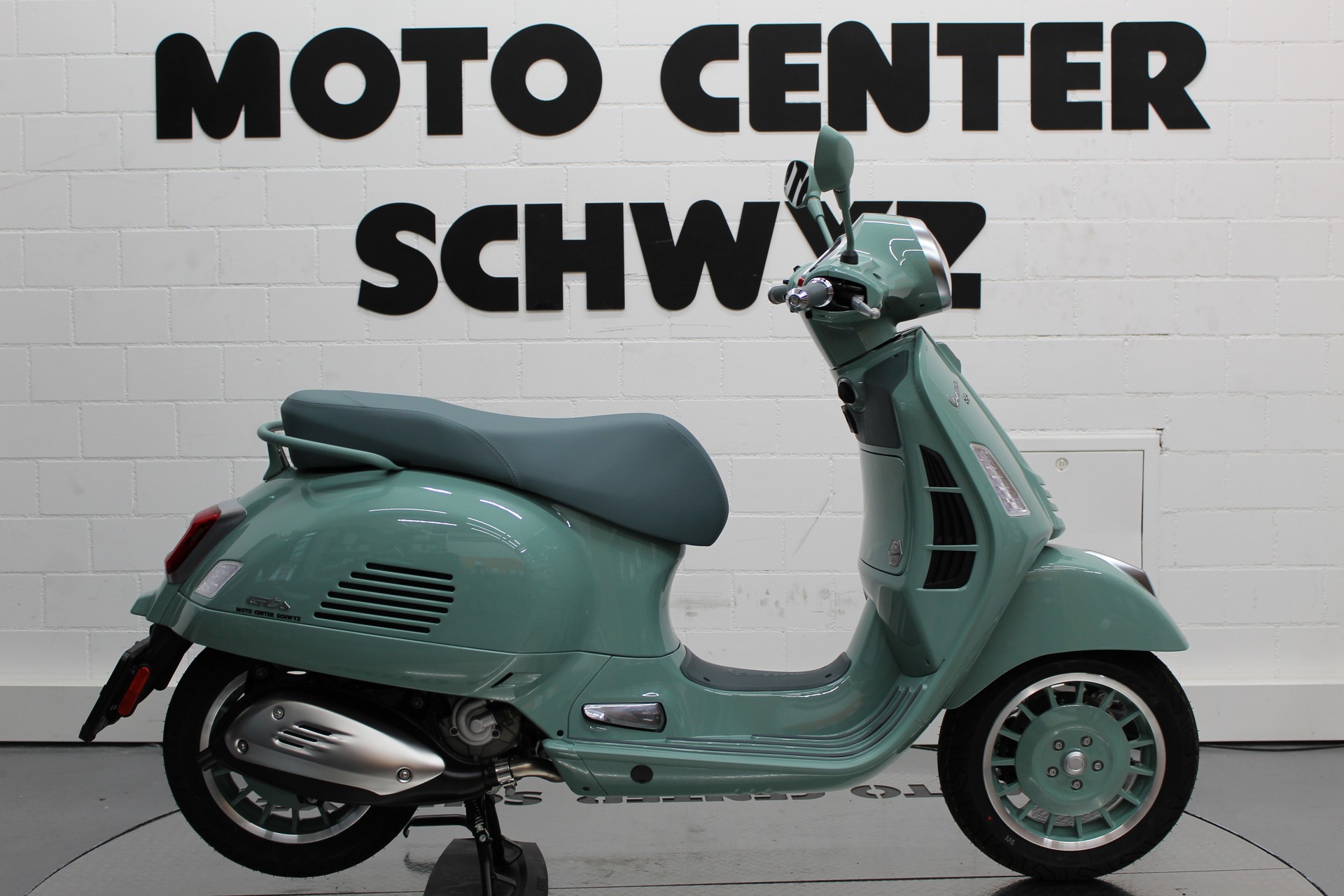 PIAGGIO Vespa GTS 310 80th E5+ Verde 80th-image-0