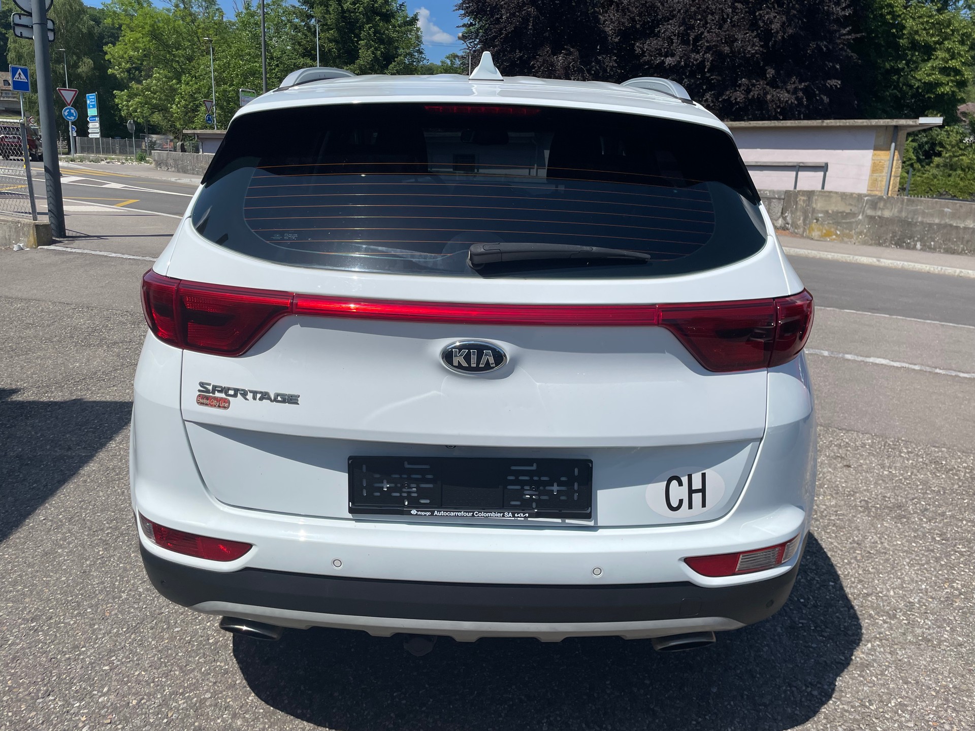 KIA Sportage 1.6 T-GDi Swiss City Line 4WD-image-3