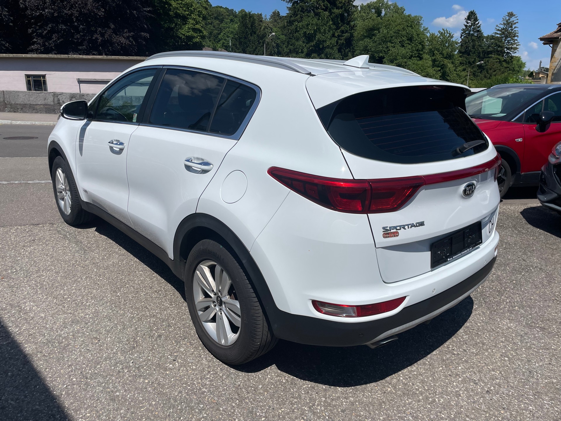 KIA Sportage 1.6 T-GDi Swiss City Line 4WD-image-4
