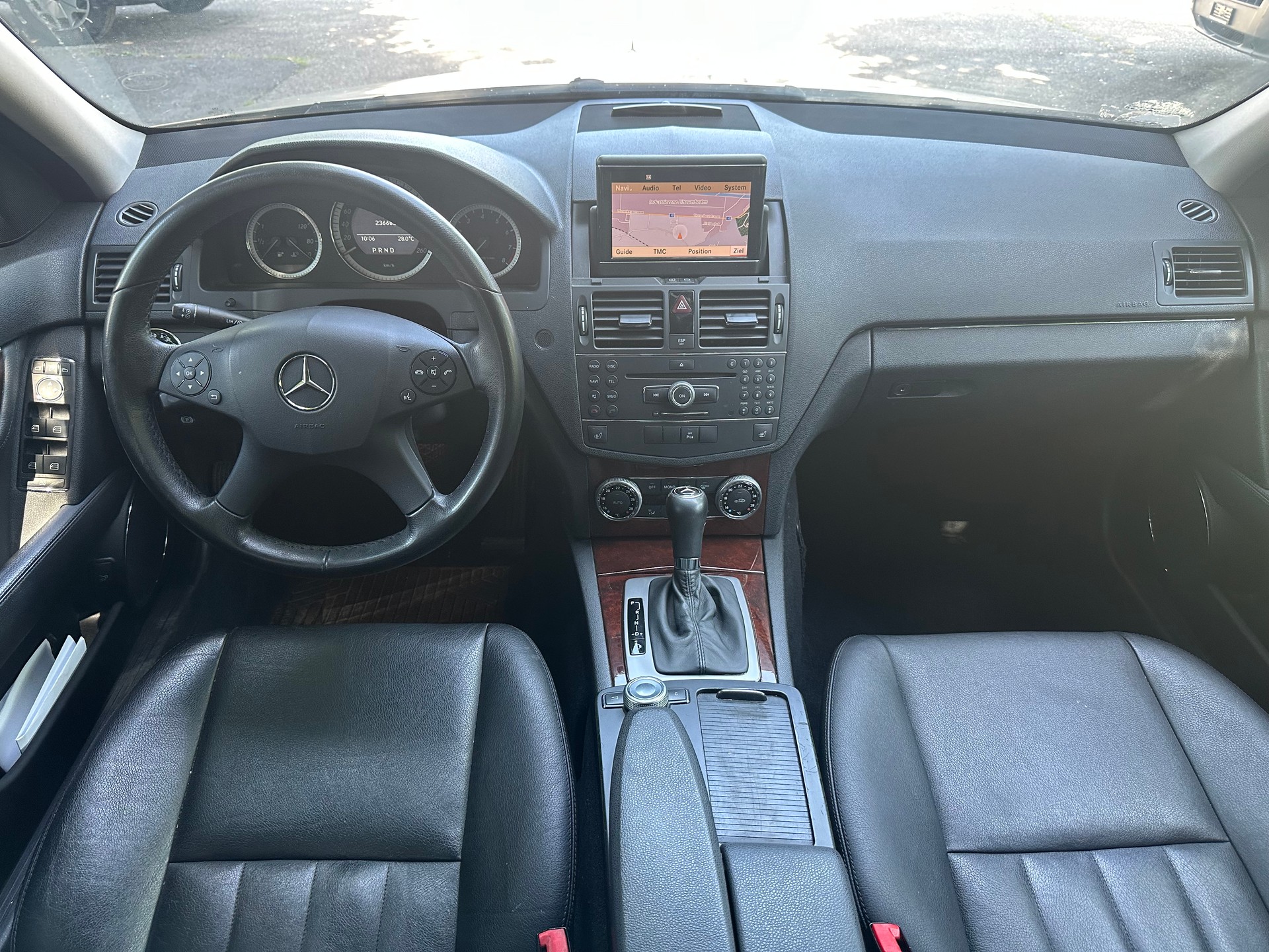 MERCEDES-BENZ C 350 4MATIC-image-12