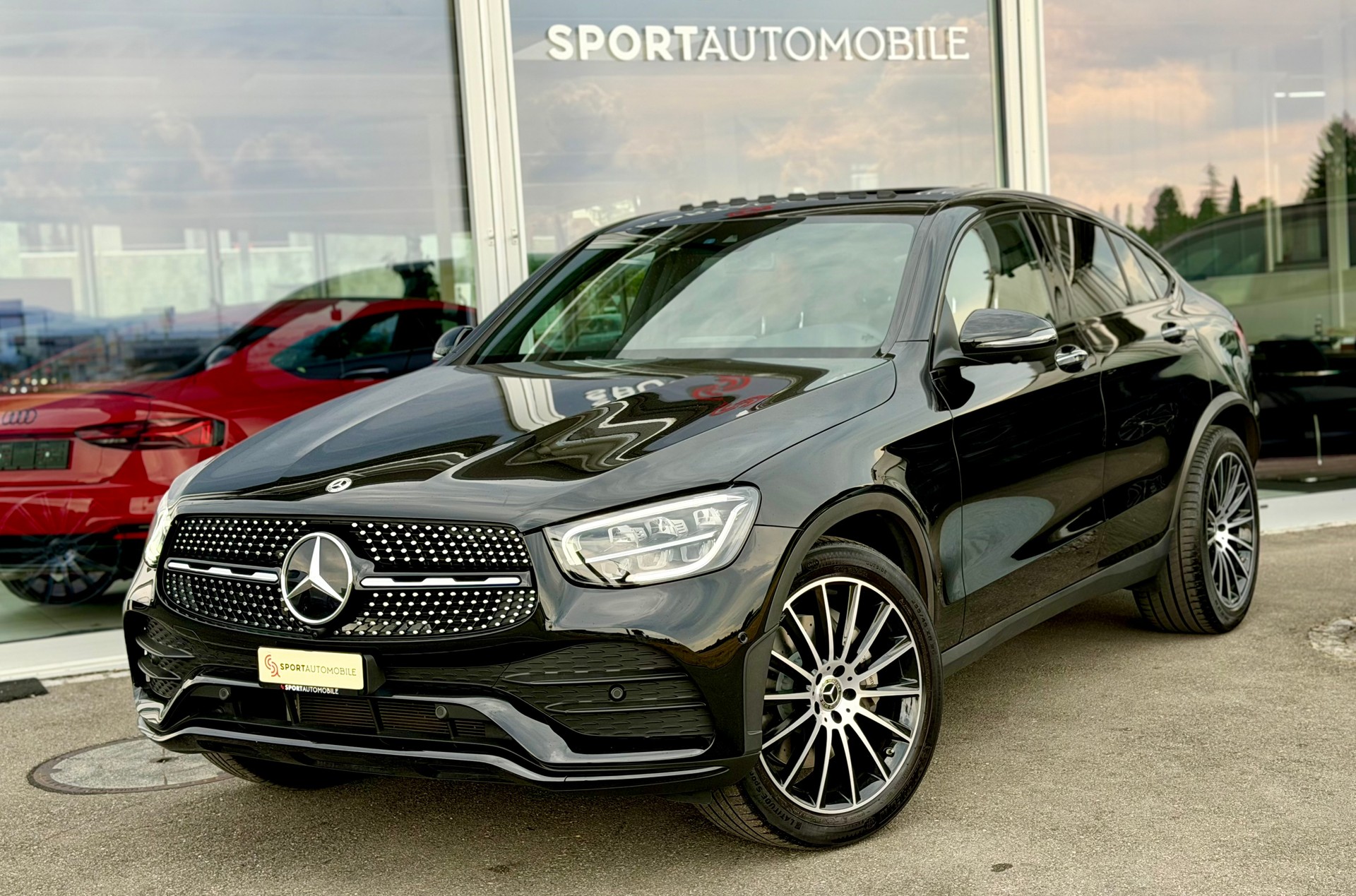 MERCEDES-BENZ GLC Coupé 220 d AMG Line Plus 4Matic 9G-Tronic-showroom-element-1
