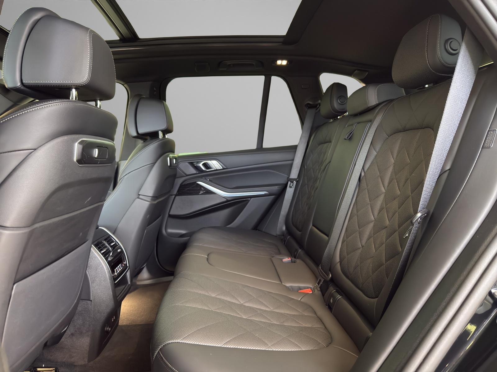 BMW X5 50e xDrive M-SportPaket-image-18