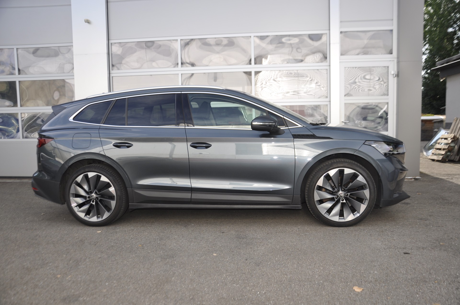 SKODA Enyaq iV 80 I Panoramadach-image-1