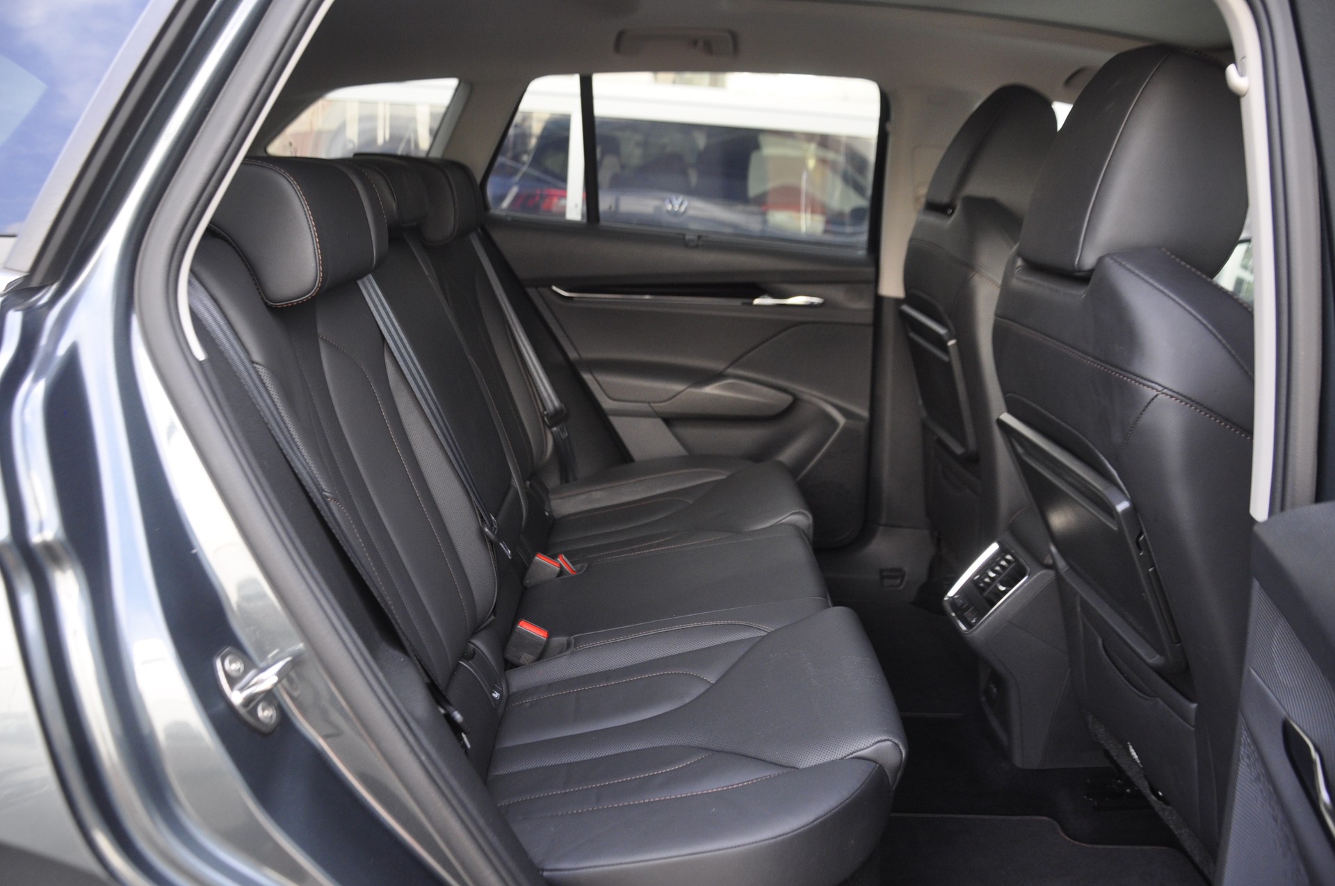 SKODA Enyaq iV 80 I Panoramadach-image-8