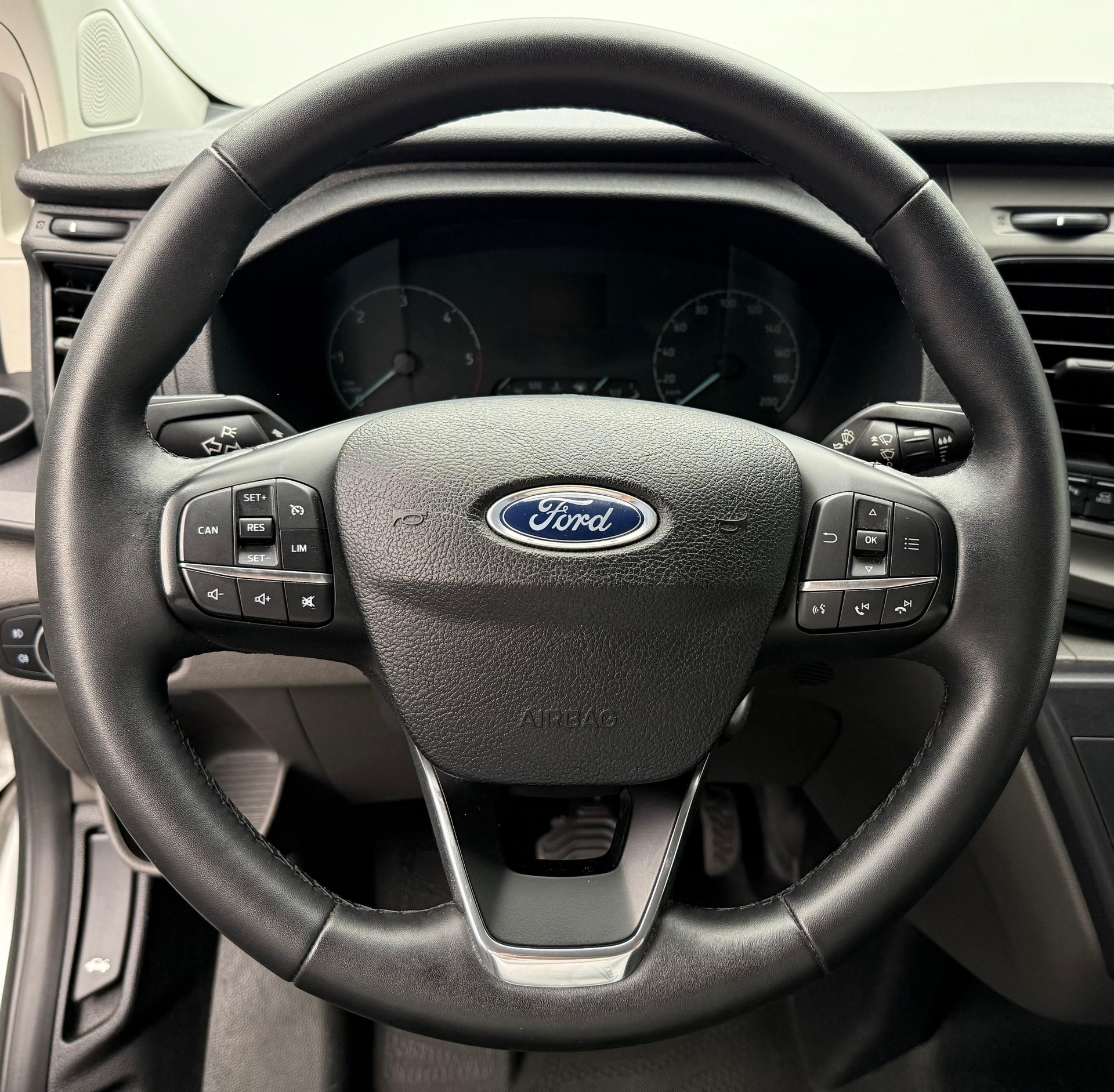 FORD Transit C Van 300 L1 2.0 TDCi 130 Trend-image-5