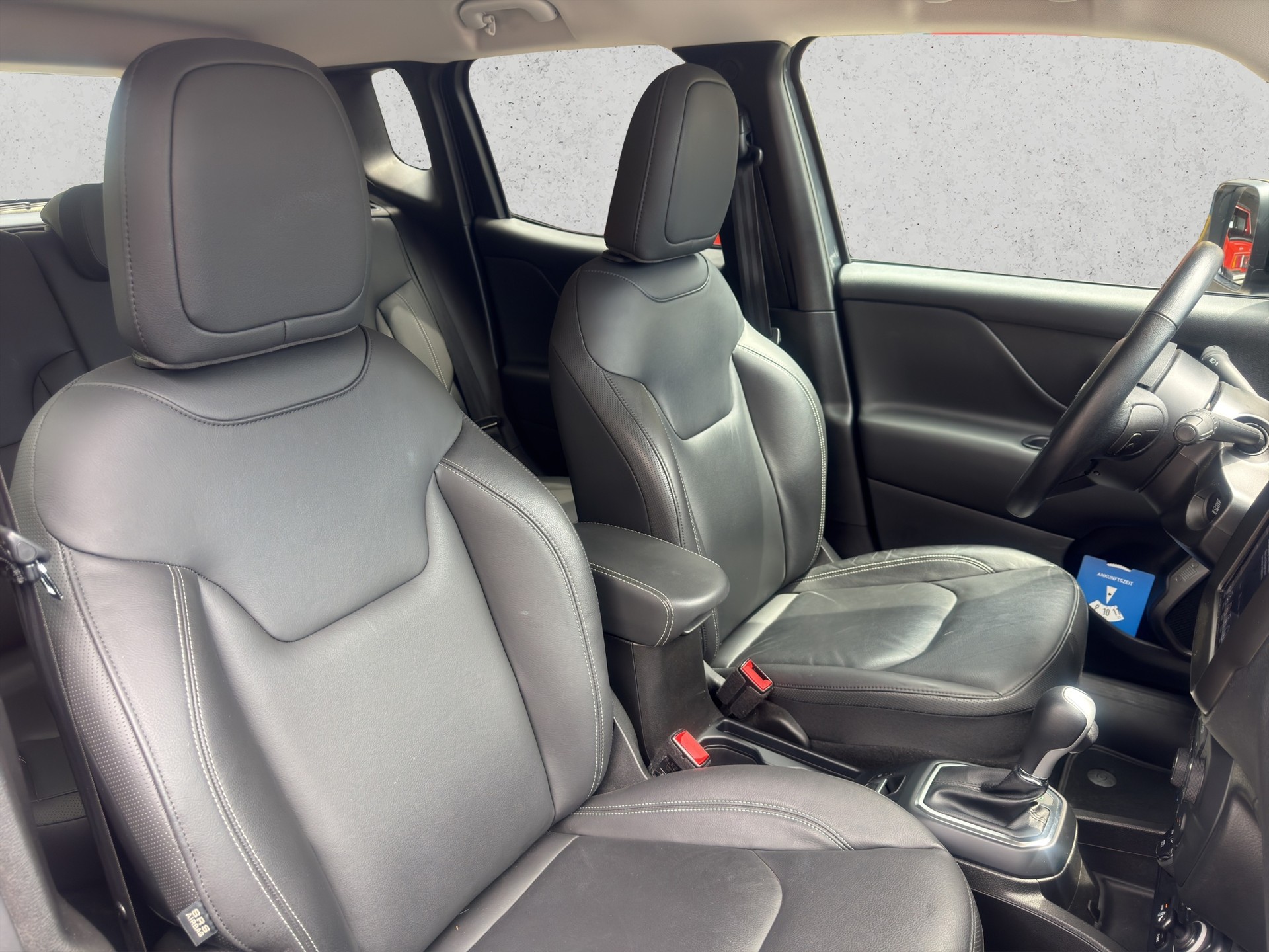 JEEP Renegade 1.3 Swiss Limited 4xe-image-11