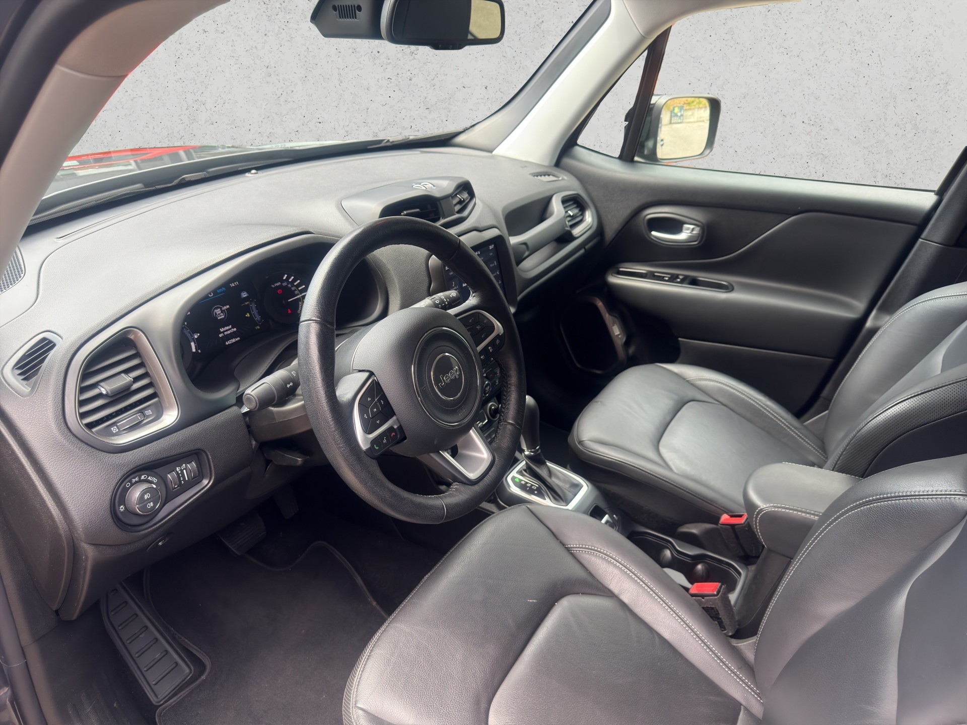 JEEP Renegade 1.3 Swiss Limited 4xe-image-8