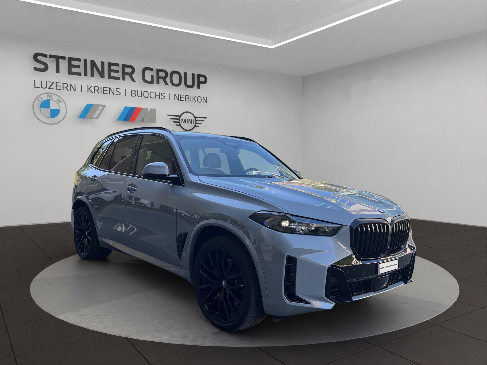 BMW X5 xDrive 48V 40d M Sport Pro Steptronic-showroom-element-2