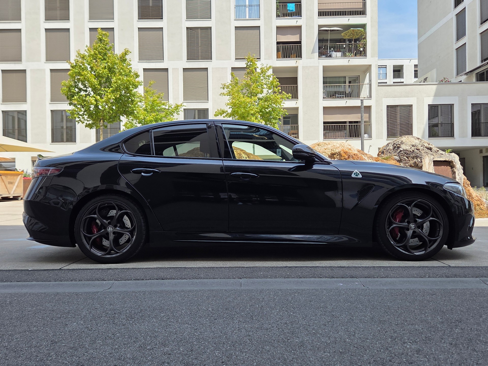 ALFA ROMEO Giulia 2.9 V6 Quadrifoglio Automatic-showroom-element-2