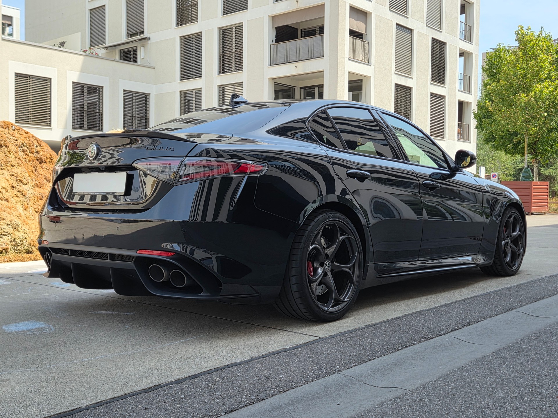 ALFA ROMEO Giulia 2.9 V6 Quadrifoglio Automatic-showroom-element-3