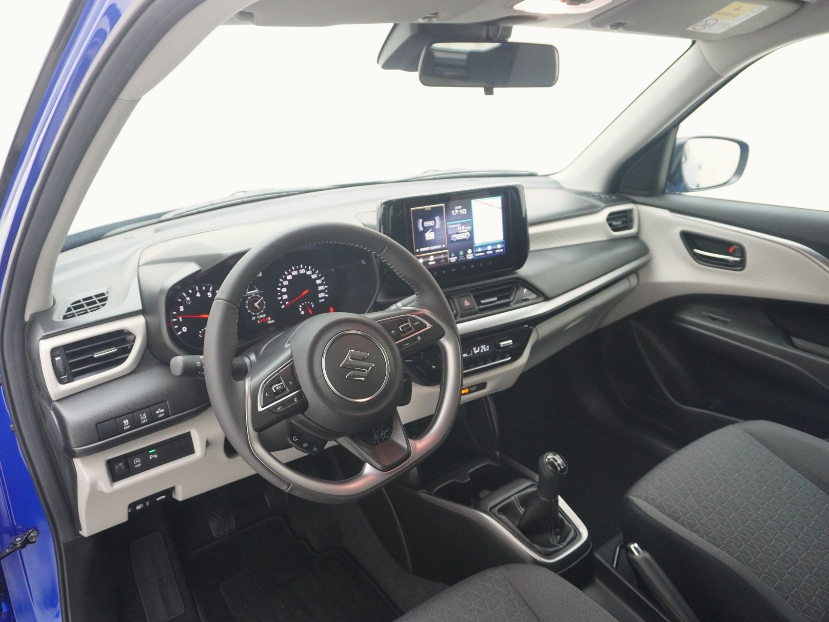 SUZUKI Swift 1.2 Sakura Top Hybrid 4x4-image-7
