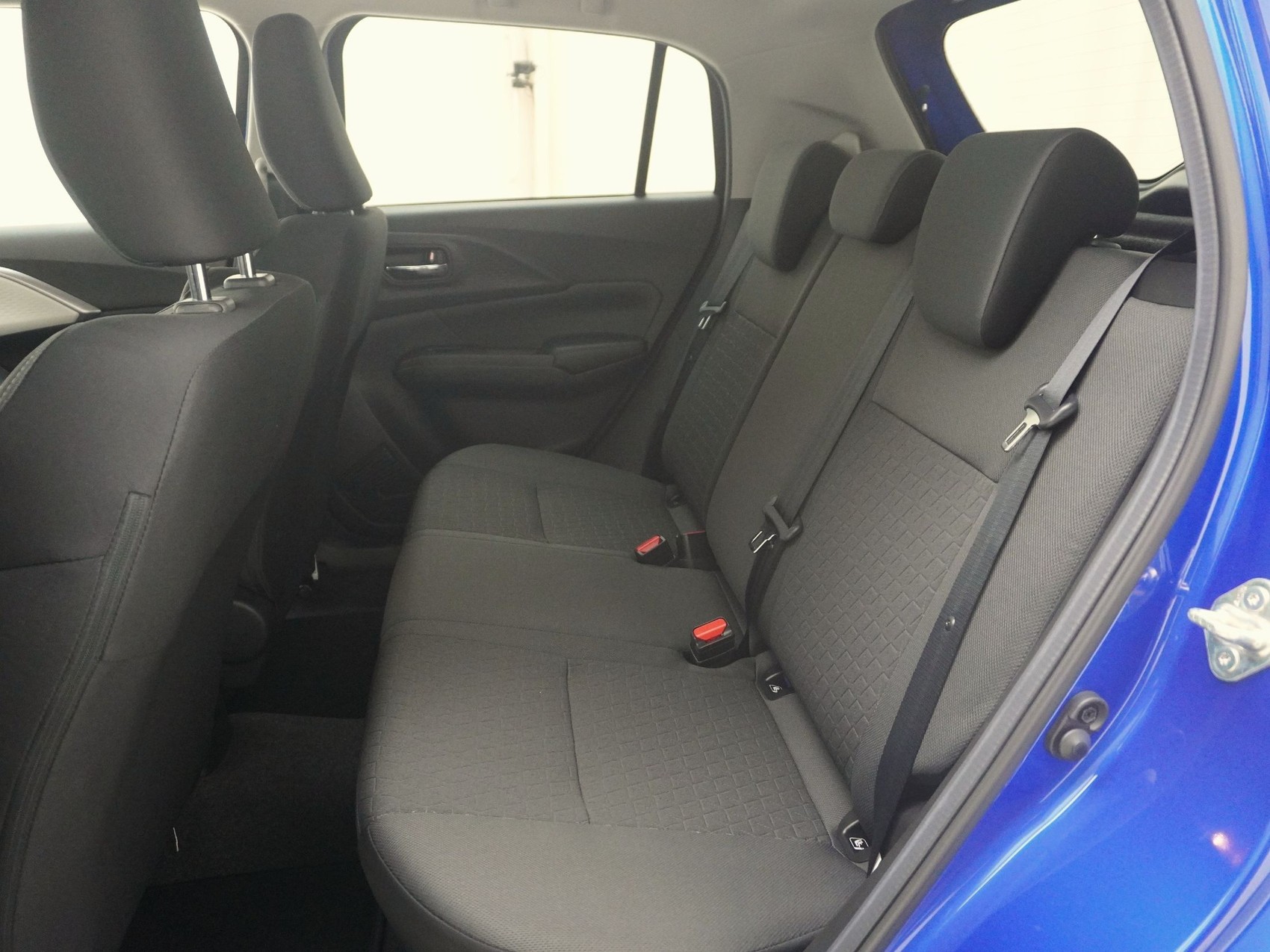 SUZUKI Swift 1.2 Sakura Top Hybrid 4x4-image-17