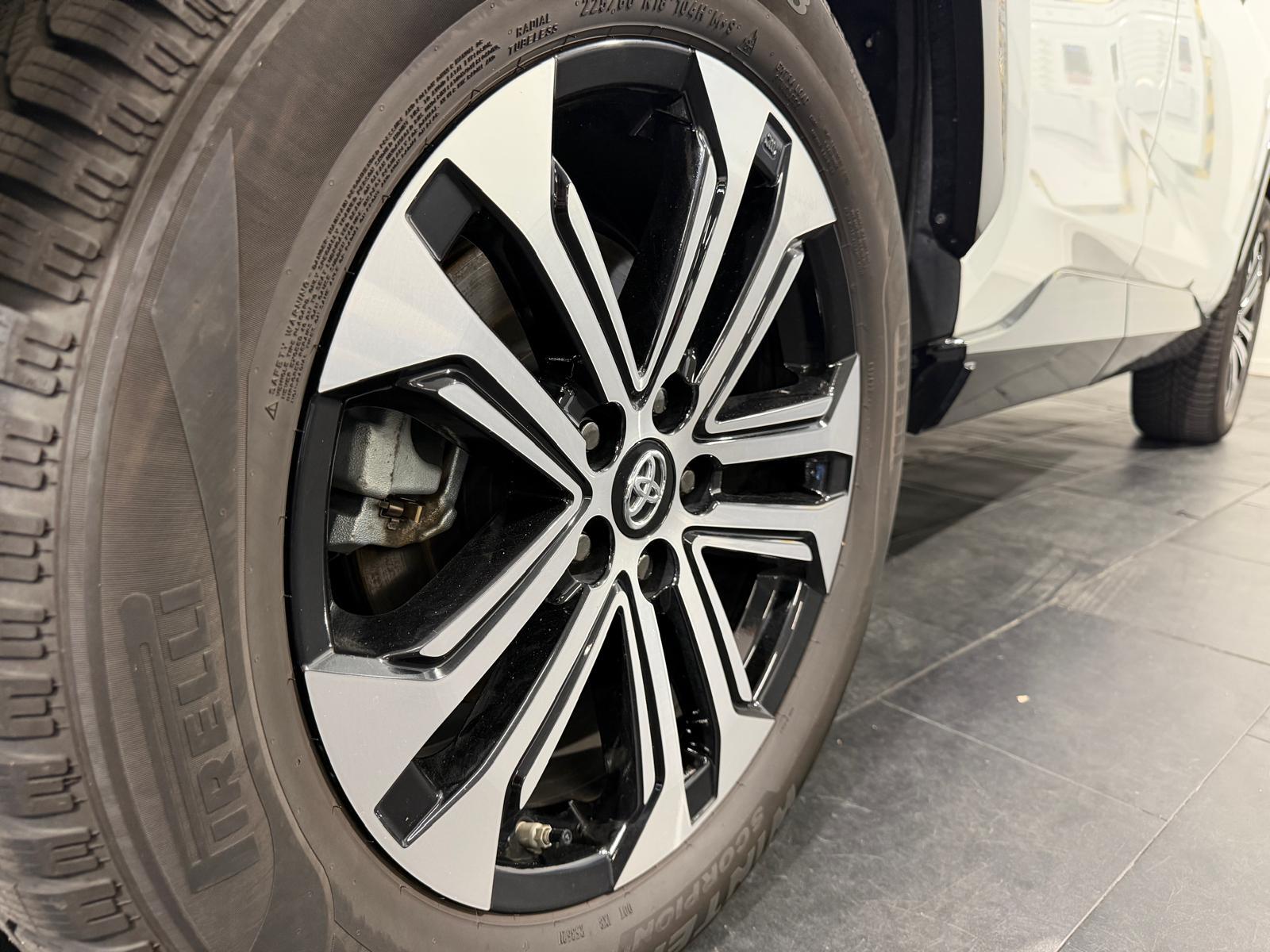 TOYOTA RAV4 2.5 Plug-In-Hybrid GR Sport-image-9