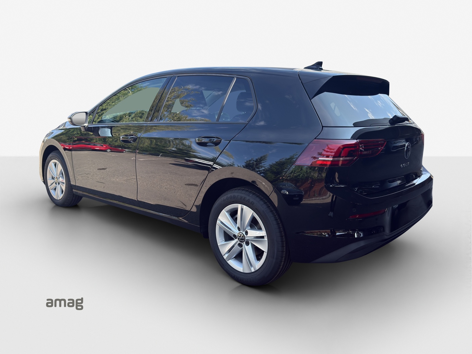 VW Golf 1.5 e TSI mHEV Basis DSG-showroom-element-2