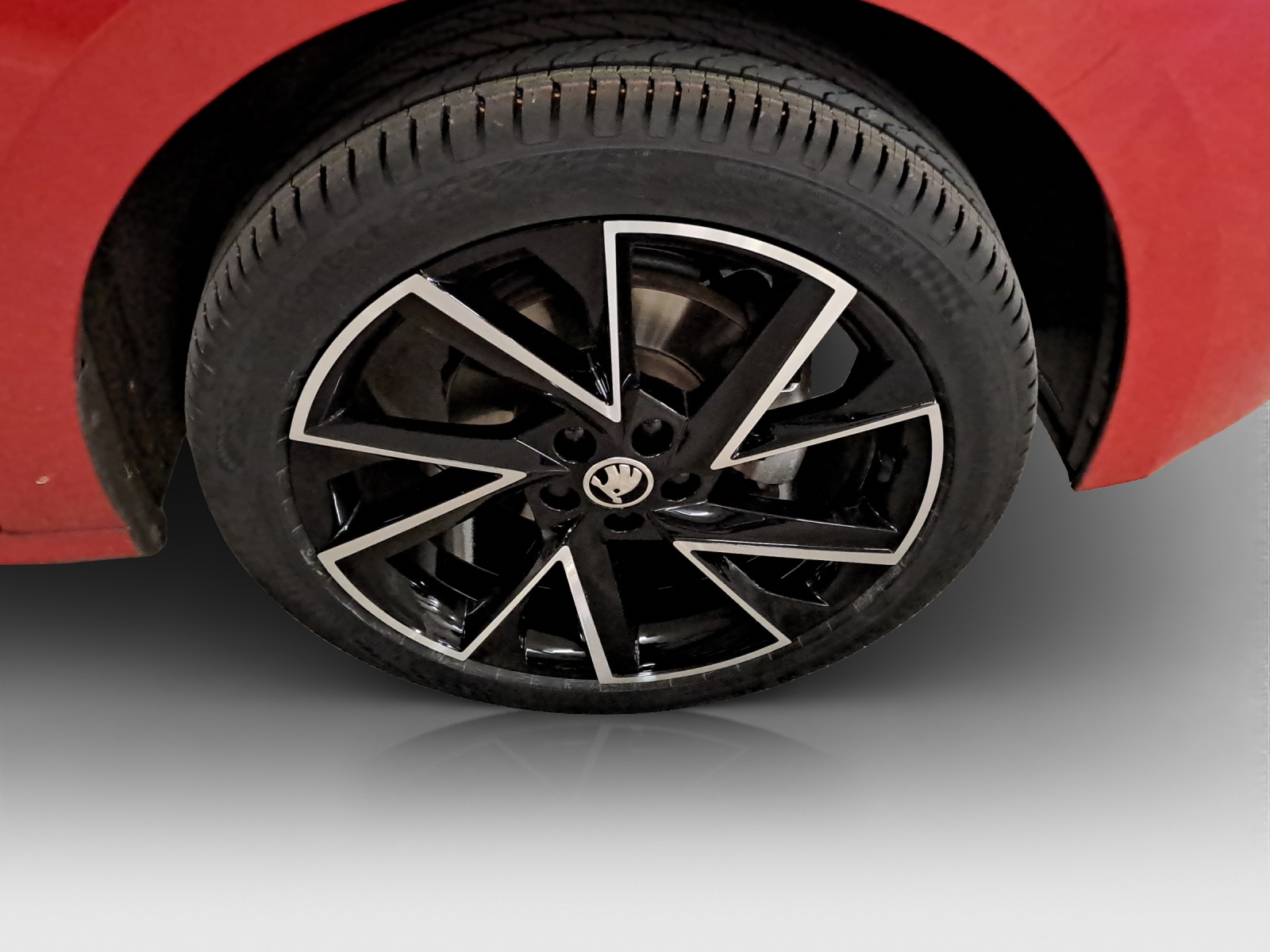 SKODA Kamiq 1.0 TSI Monte Carlo DSG-image-14