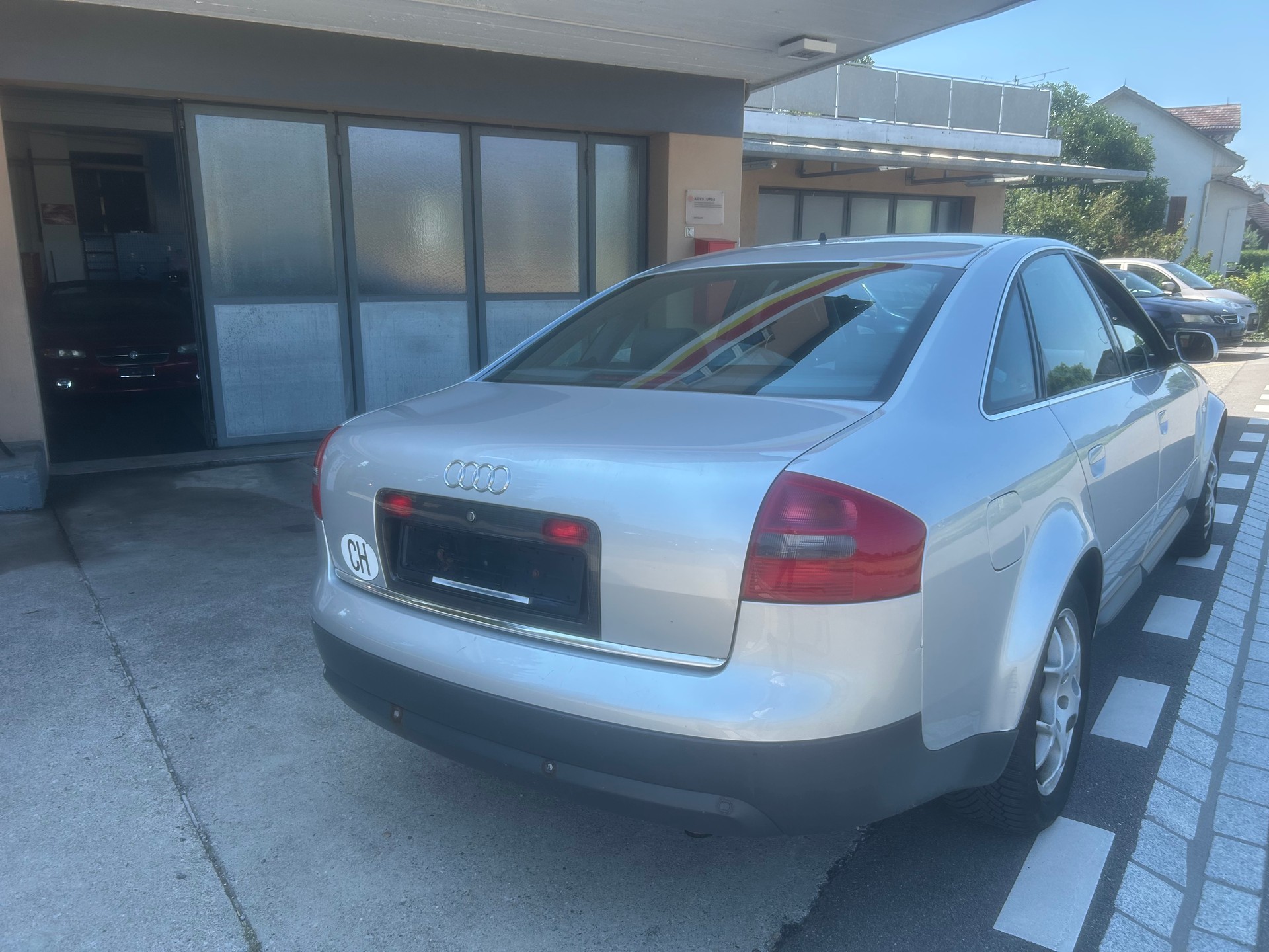 AUDI A6 4.2 quattro Ambiente tiptronic-image-2