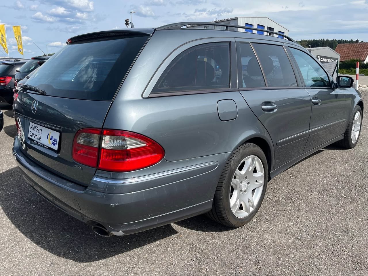 MERCEDES-BENZ E 320 CDI Avantgarde 4Matic Automatic-image-4