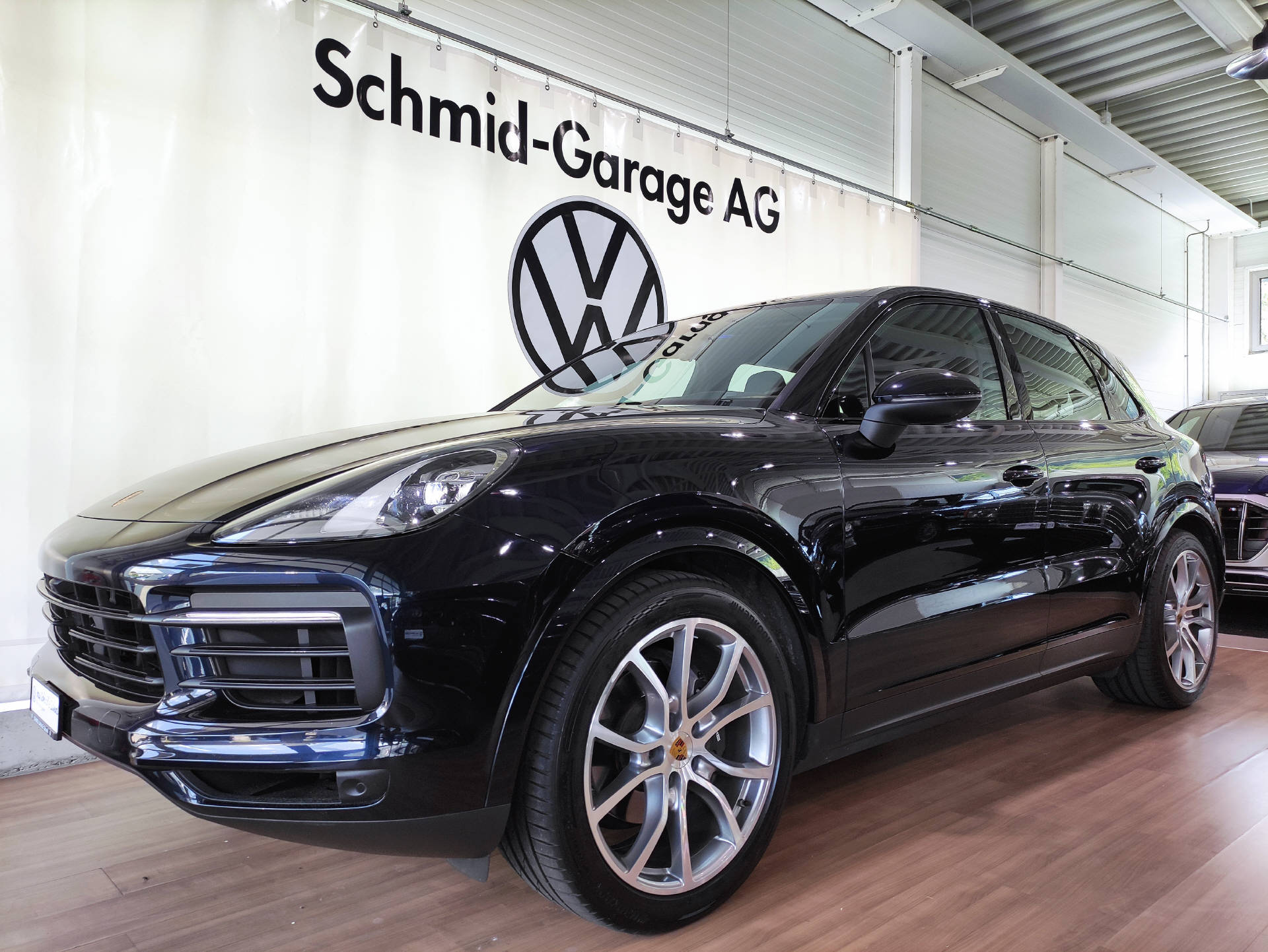 PORSCHE Cayenne 3.0 V6-showroom-element-1